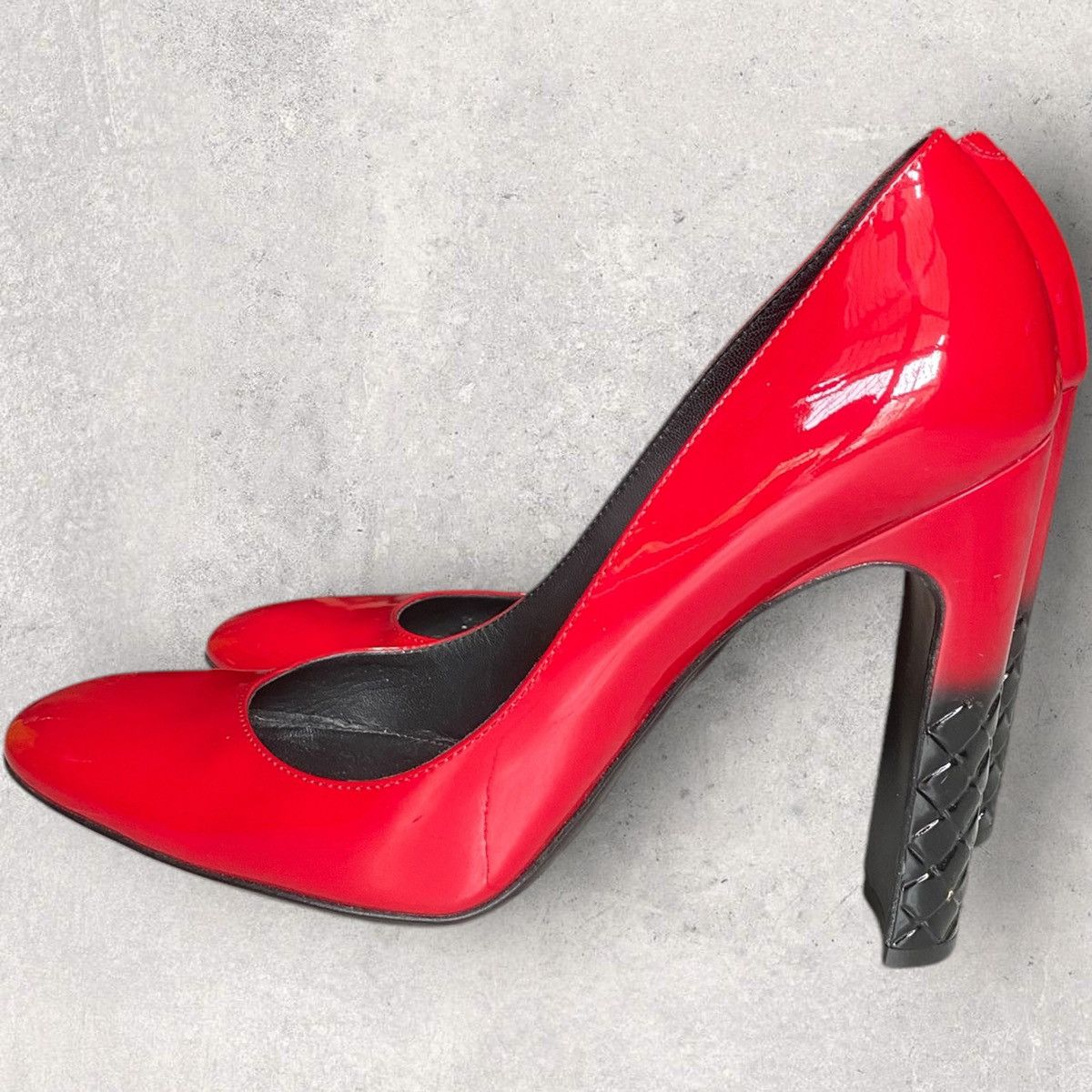 Bottega Veneta Isabella Red Patent Dip Dyed Pump Size US 9 / IT 39 - 3 Thumbnail