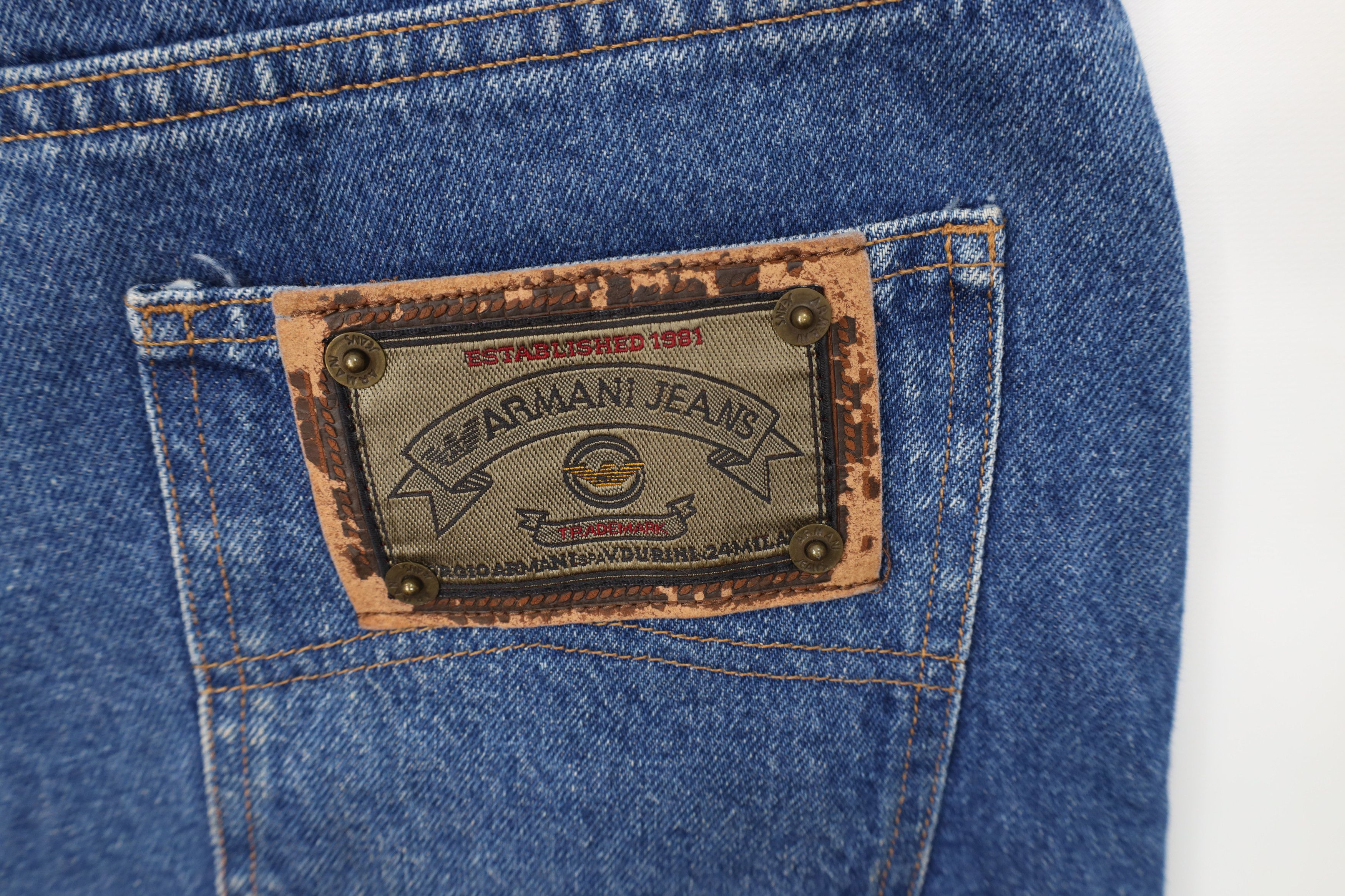 Vintage Vintage 90s Armani Jeans Spell Relaxed Tapered Leg Jeans USA Size 36" / US 14 / IT 50 - 14 Thumbnail