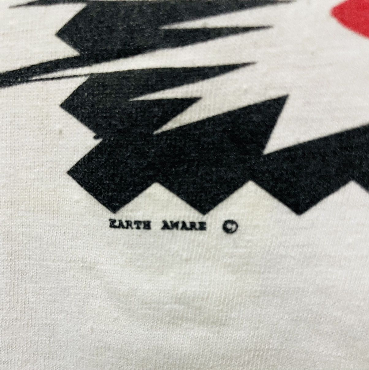 Vintage VINTAGE HAWAII SHARK ENDANGHERED 90s SHIRTS Size US M / EU 48-50 / 2 - 5 Thumbnail