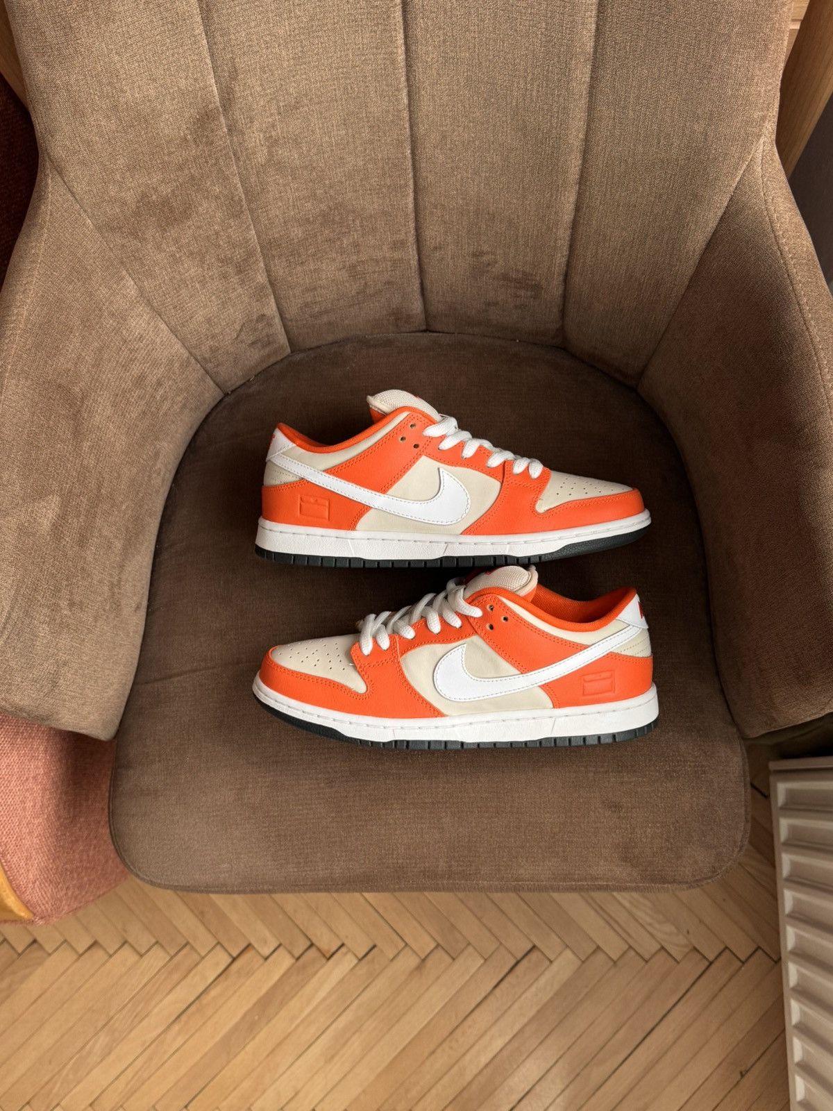 Nike VNDS! 2016 Nike SB Dunk Low Orange Box Size US 8 / EU 41 - 1 Thumbnail