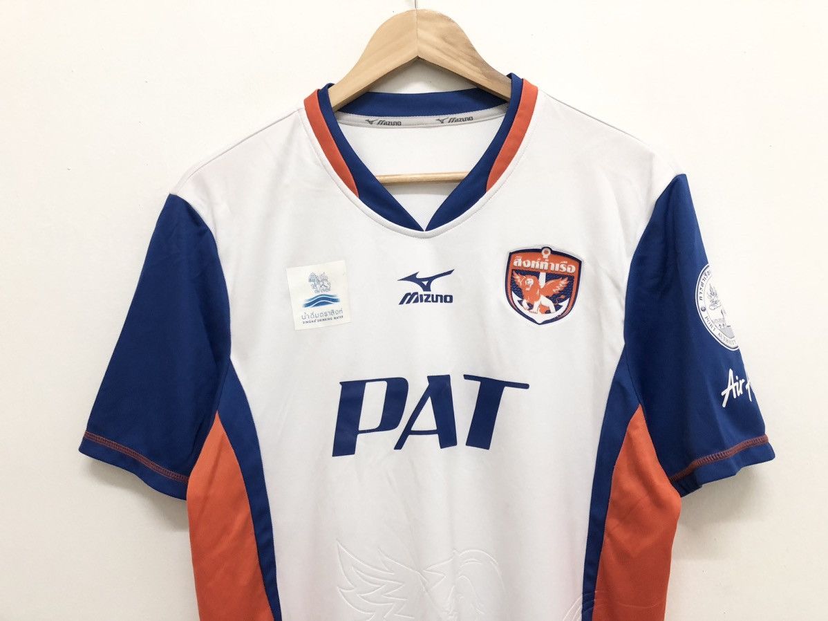 Mizuno × Vintage RARE 🔥 SINGHTARUA FC PORT FC THAILAND SOCCER FOOTBALL CLUB Size US L / EU 52-54 / 3 - 3 Thumbnail