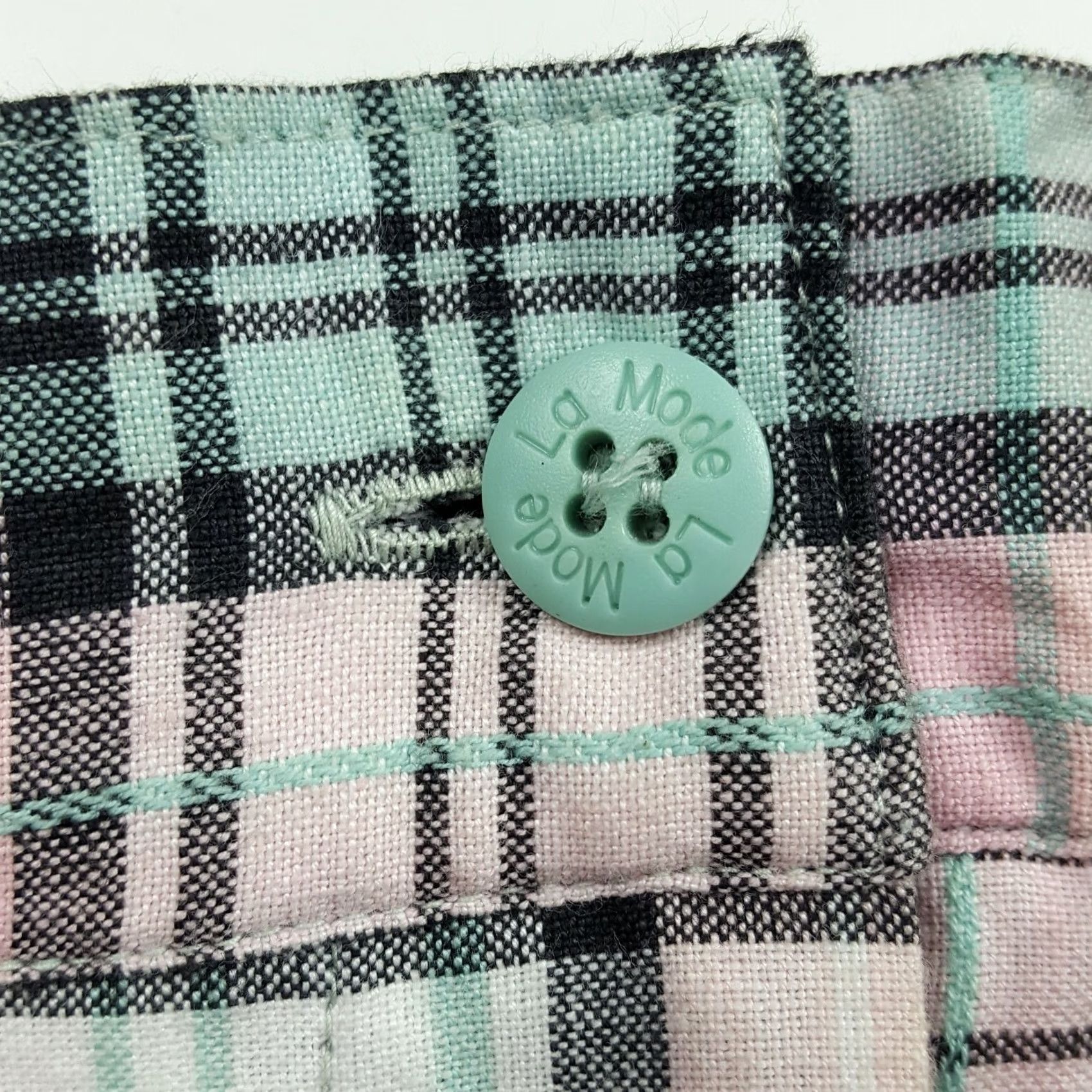 Vintage VINTAGE LA Mode Plaid Womens Size 4 High Waist Outdoor Chino Shorts NOS Size 42" / US 20 - 4 Thumbnail