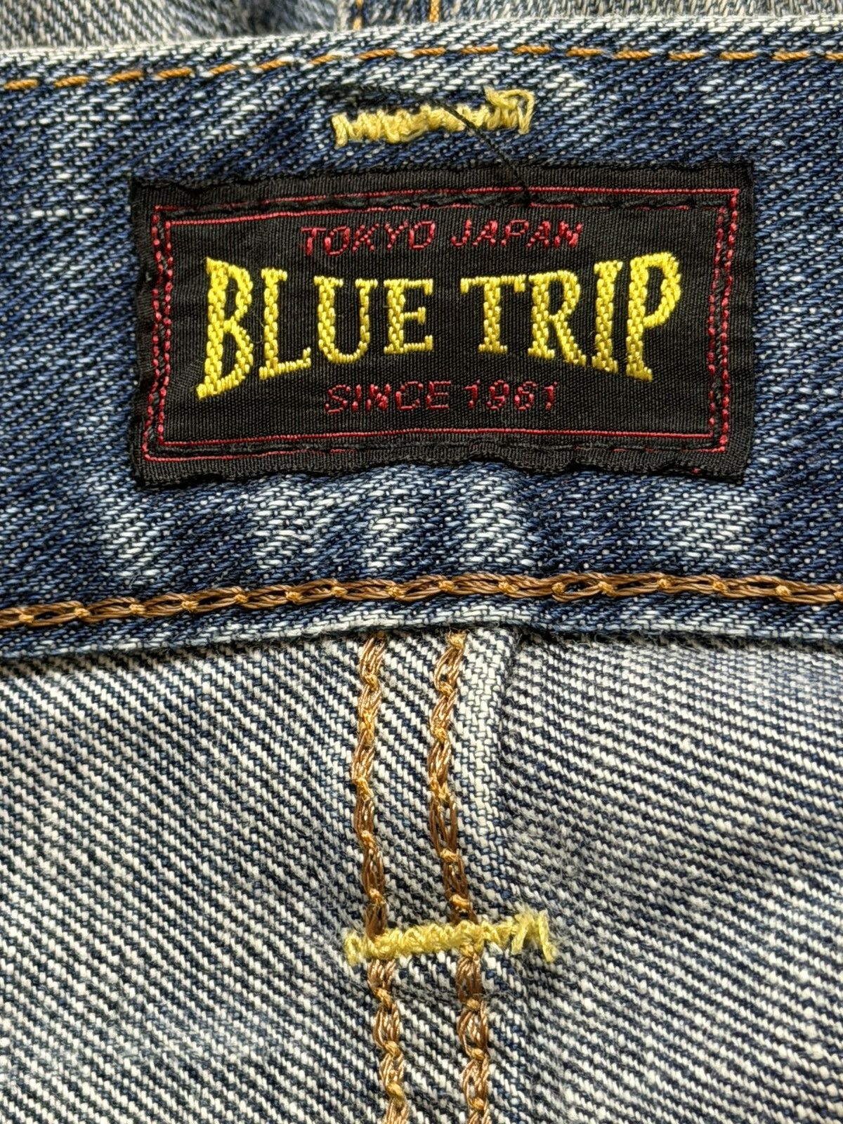 Edwin Vintage 90s Japan Edwin Blue Trip Faded Wash Wide Leg Baggy Size US 34 / EU 50 - 7 Thumbnail