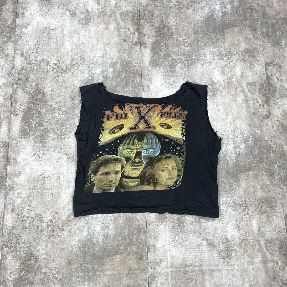 Vintage VINTAGE 90S 'THE X-FILES' MOVIE PROMO TEE SLEEVELESS TRASHED Size US S / EU 44-46 / 1 - 1 Thumbnail