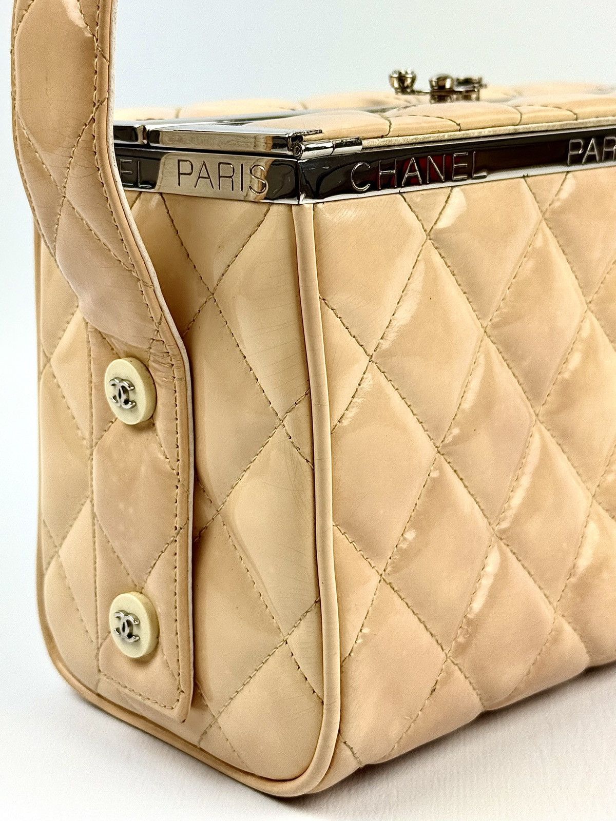 Chanel Chanel - SS/96 - Creme - Quilted - Patent - Runway - Box Bag Size ONE SIZE - 9 Thumbnail