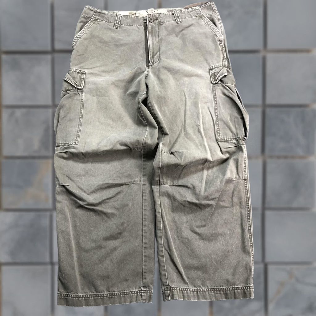 Express Item Specifications: Brand: Levi'S Size US 36 / EU 52 - 1 Thumbnail