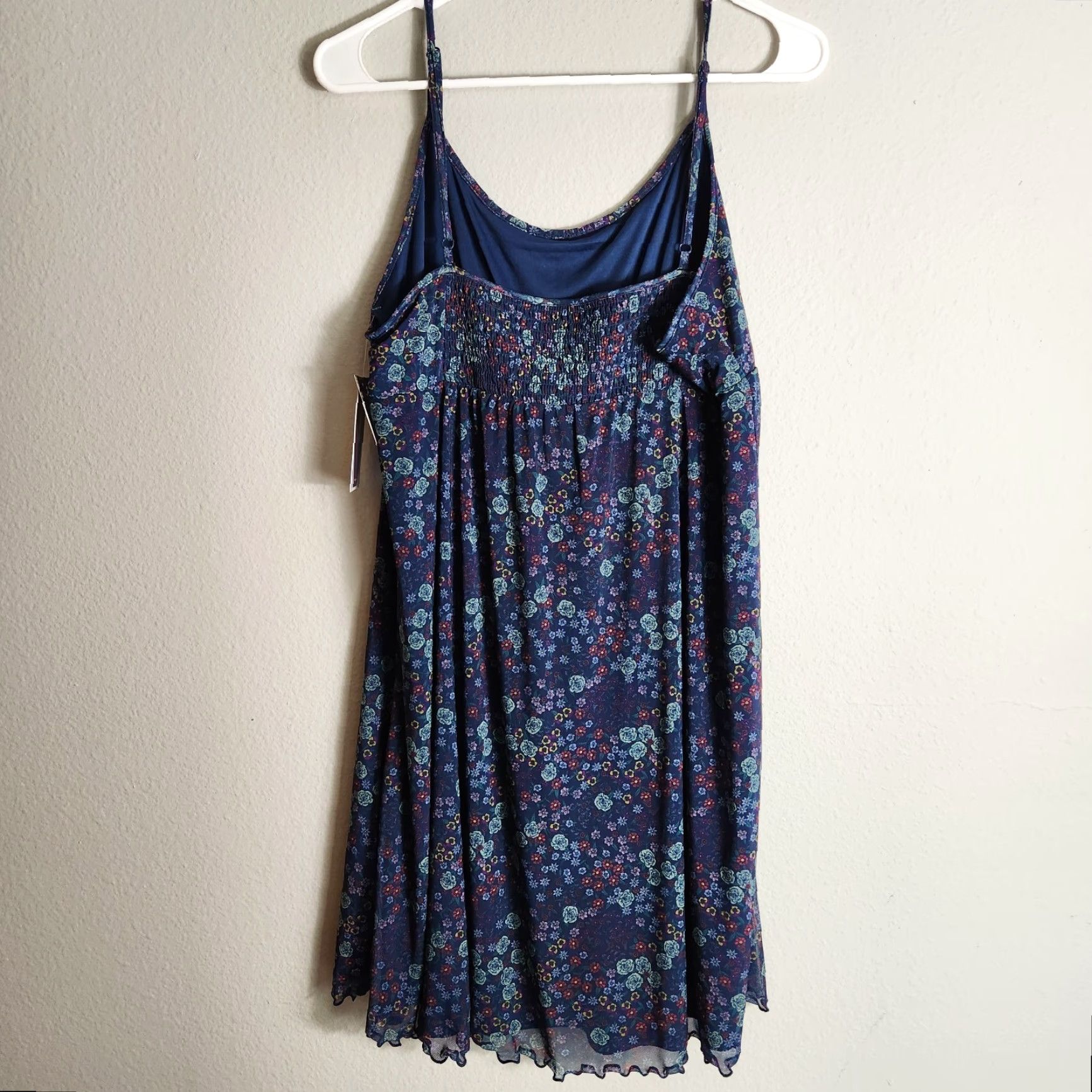 Vintage #takepride x Target Womens Pride Floral Knee Length Dress-Size L (NWT) Dress (NWT) Size L / US 10 / IT 46 - 7 Thumbnail
