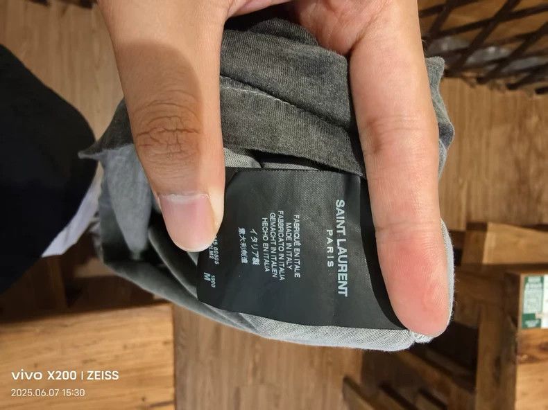 Saint Laurent Paris Saint laurent paris Gray short sleeves 2506-Nextarrow Size US M / EU 48-50 / 2 - 3 Thumbnail