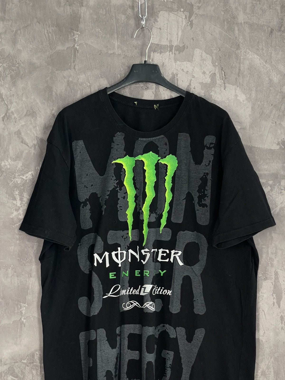 Vintage Monster Energy vintage Y2K Graphic t-shirt Size US L / EU 52-54 / 3 - 2 Thumbnail