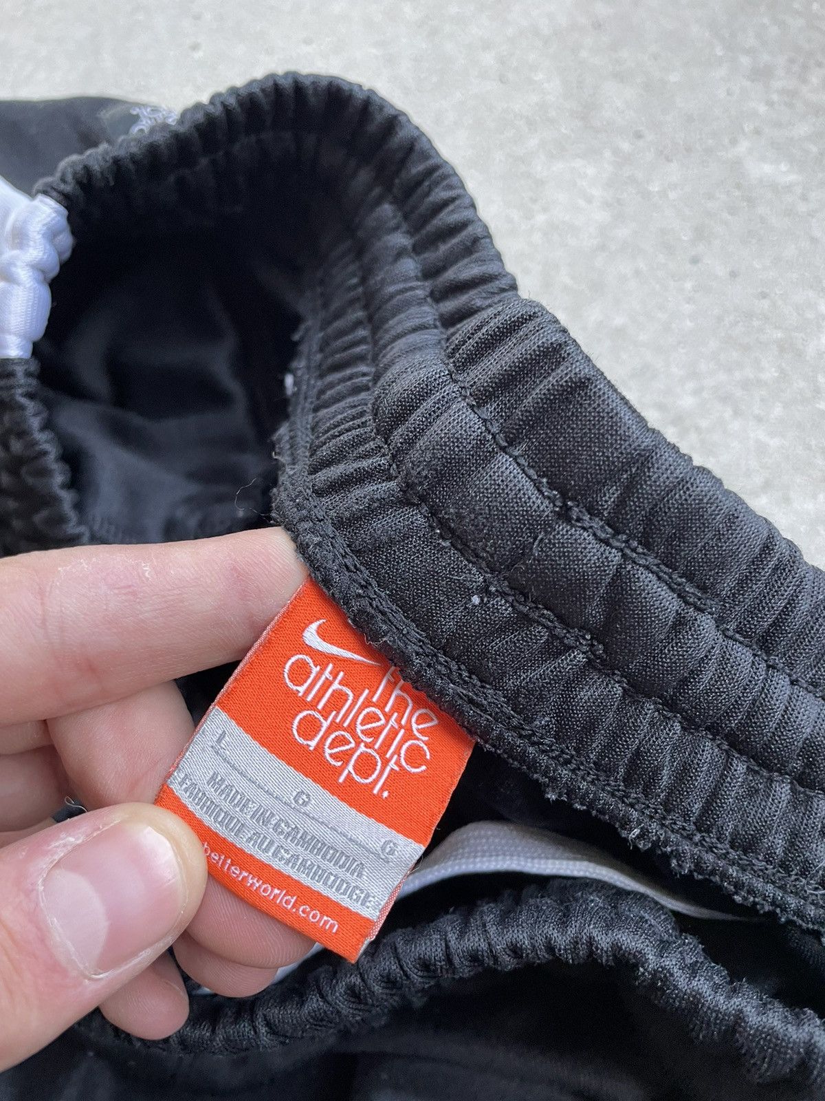 Nike Vintage Nike Track pants buggy Size US 33 - 6 Thumbnail