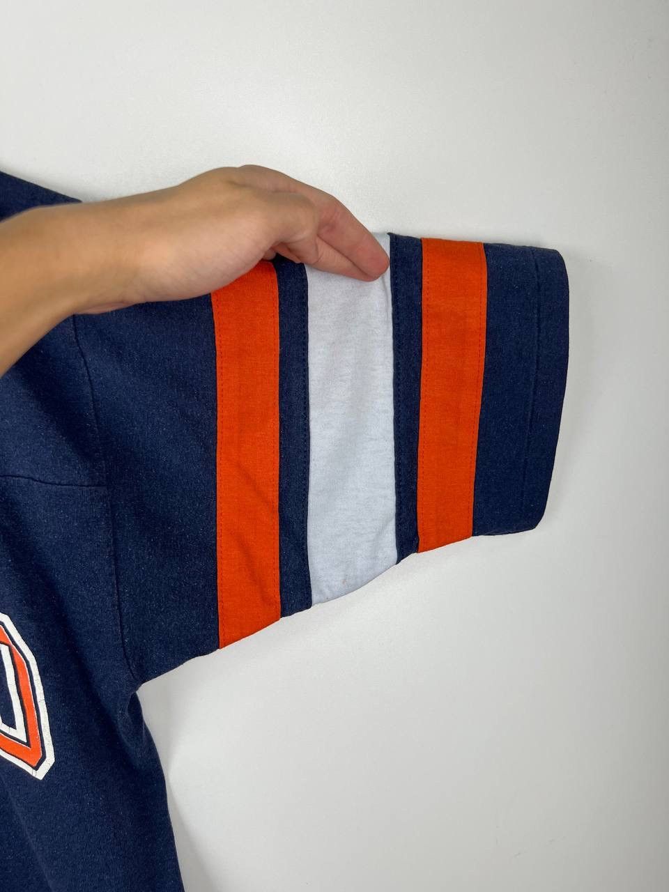 NBA Chicago Bears 90s vintage t-shirts size L Size US L / EU 52-54 / 3 - 5 Thumbnail