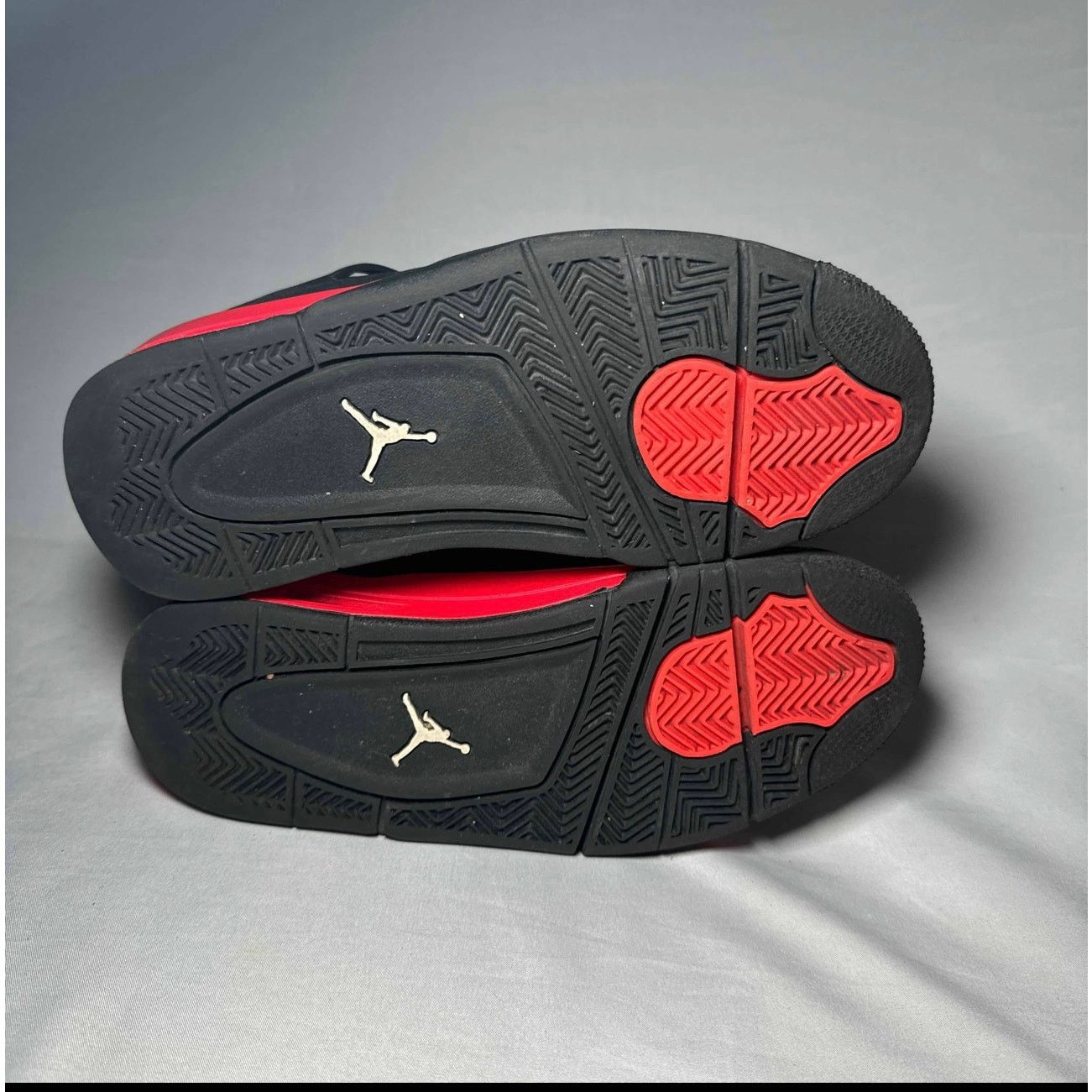 Jordan Brand × Nike Size 5.5 Nike Air Jordan 4 Retro GS Red Thunder Men's Shoes Size US 5.5 / EU 38 - 6 Thumbnail