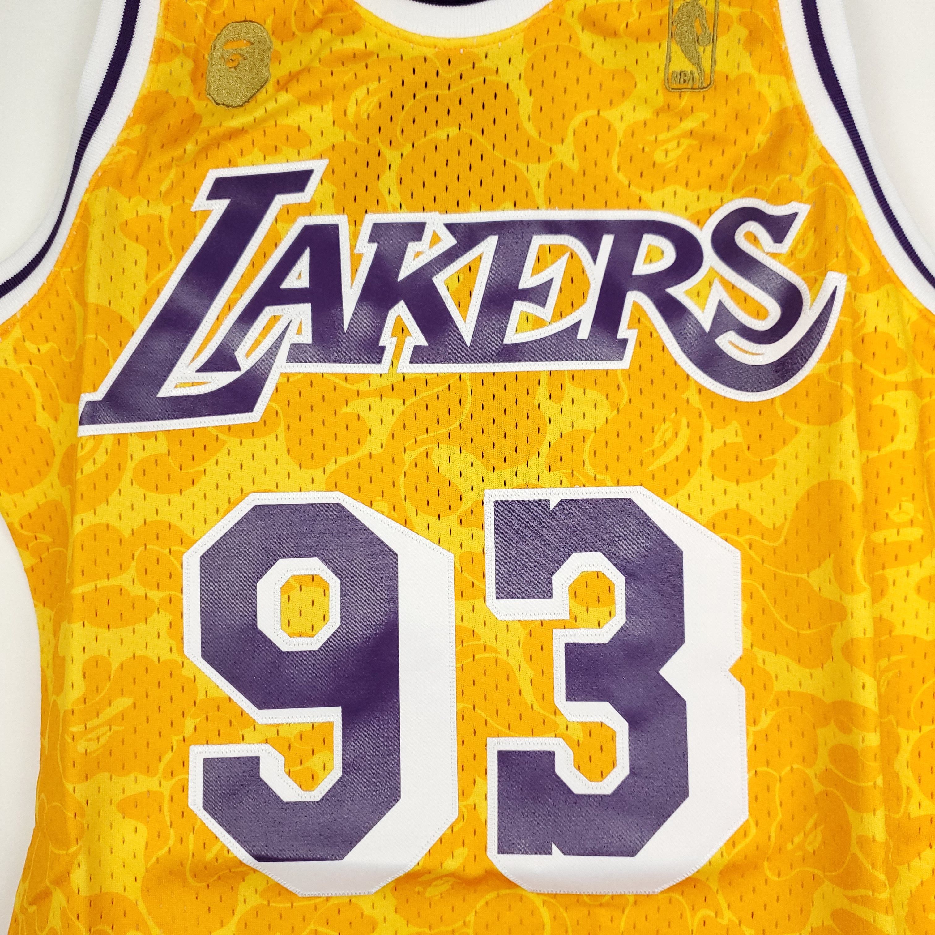 Bape × Mitchell & Ness Bape x Mitchell & Ness Lakers Swingman Jersey Size US S / EU 44-46 / 1 - 3 Thumbnail