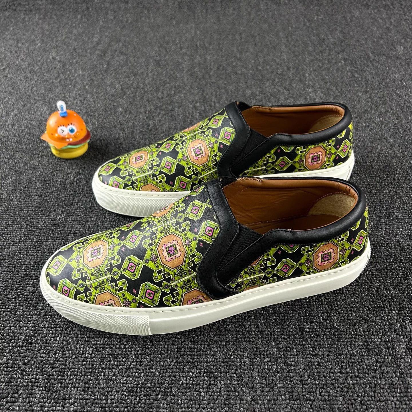 Givenchy Givenchy Printed Loafer Size 40.5 Size US 7.5 / EU 40-41 - 1 Thumbnail