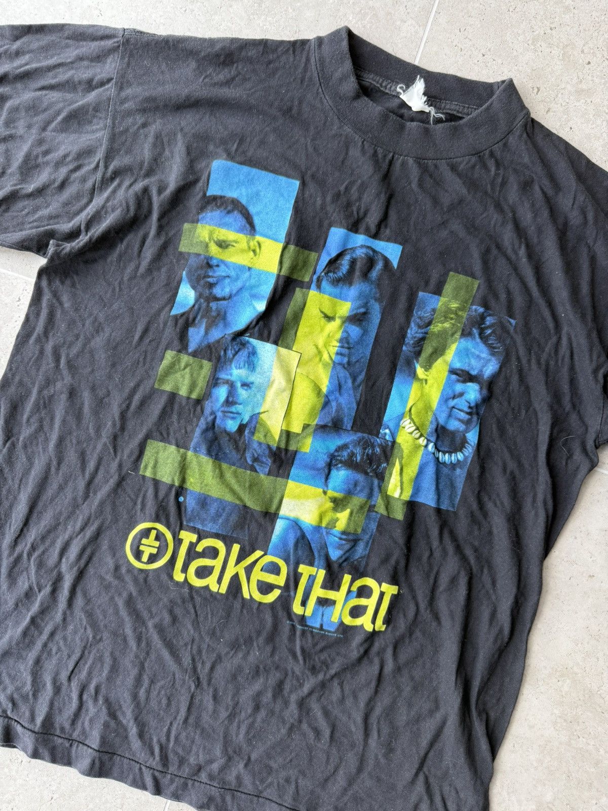 Band Tees Vintage Take That Band 1993 Tour Shirt Size US L / EU 52-54 / 3 - 3 Thumbnail
