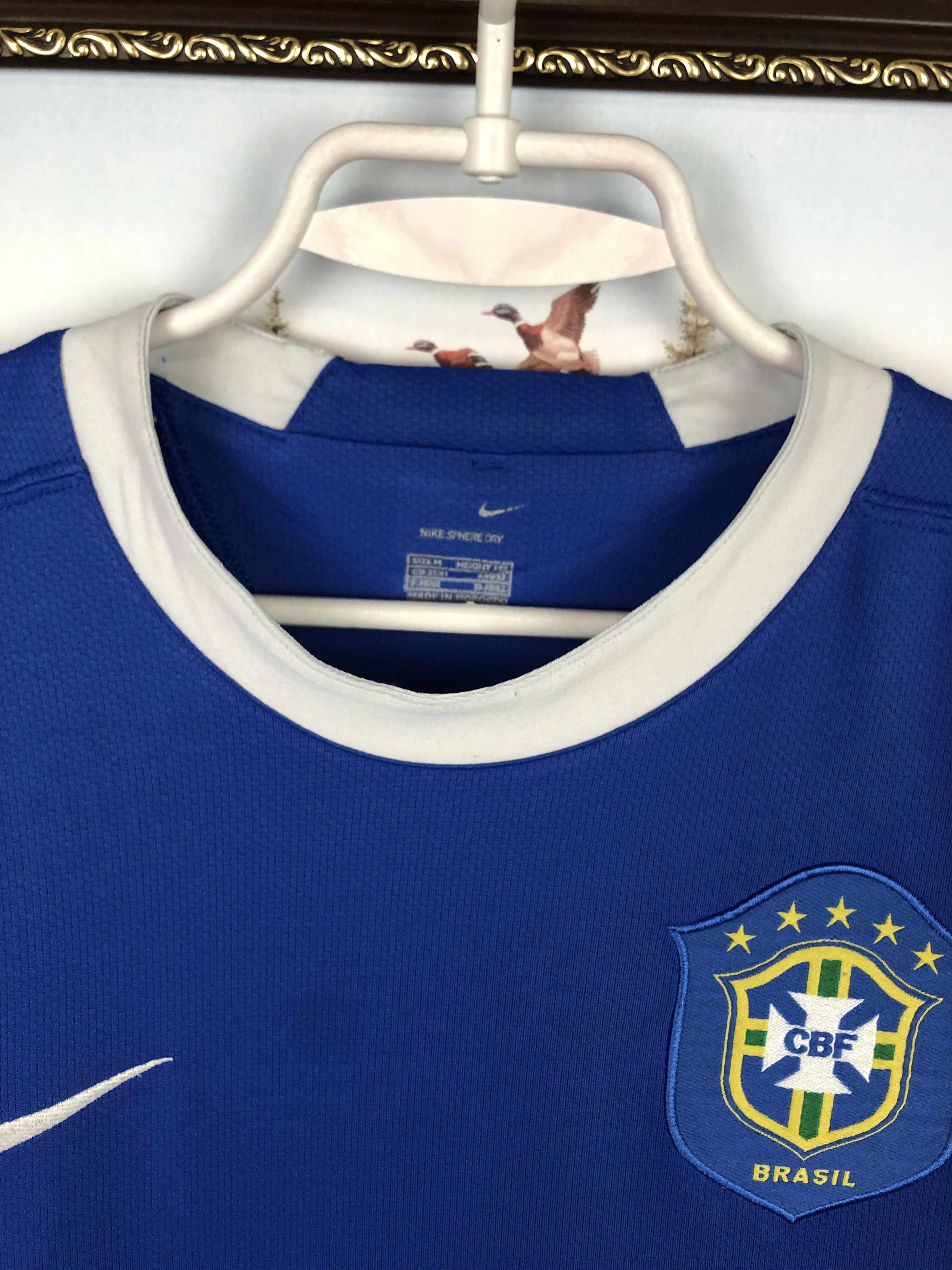 Nike Brazil football shirt Soccer Nike Jersey National Trikot Size US M / EU 48-50 / 2 - 4 Thumbnail