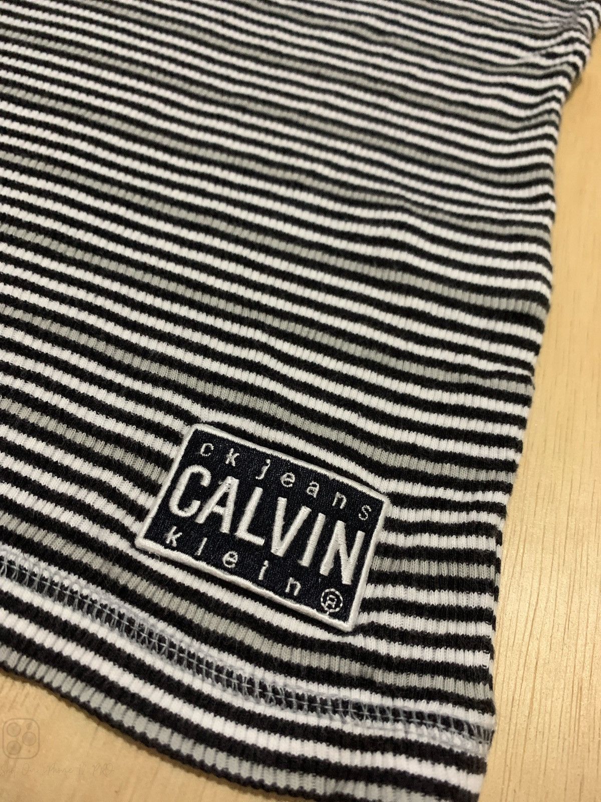 Calvin Klein × Japanese Brand Calvin Klein Jeans Stripe Womens Tshirt Size S / US 4 / IT 40 - 2 Thumbnail