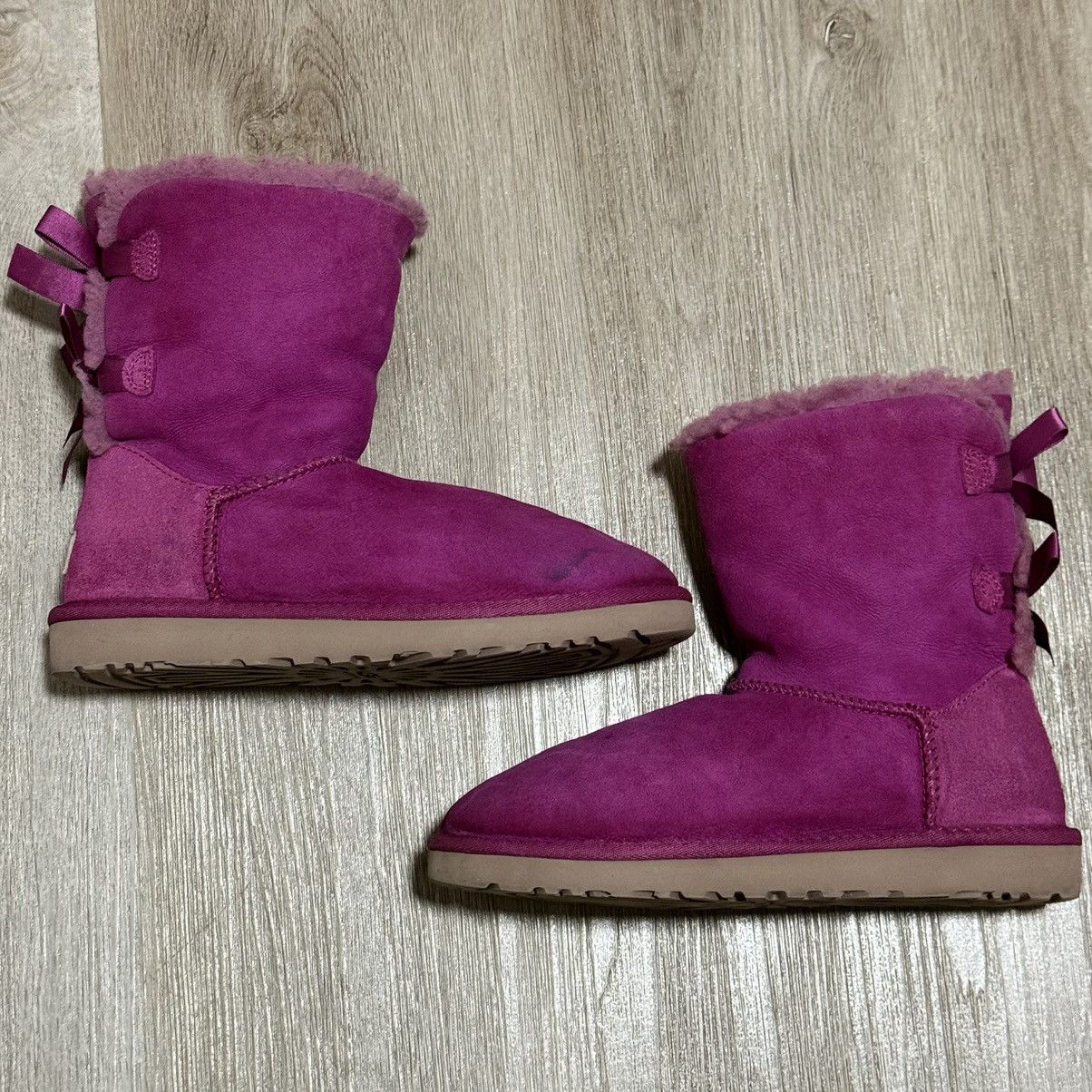 Ugg UGG Australia Bailey Bow Suede Wool Shearling Boots Size 7 Size US 7 / IT 37 - 2 Thumbnail