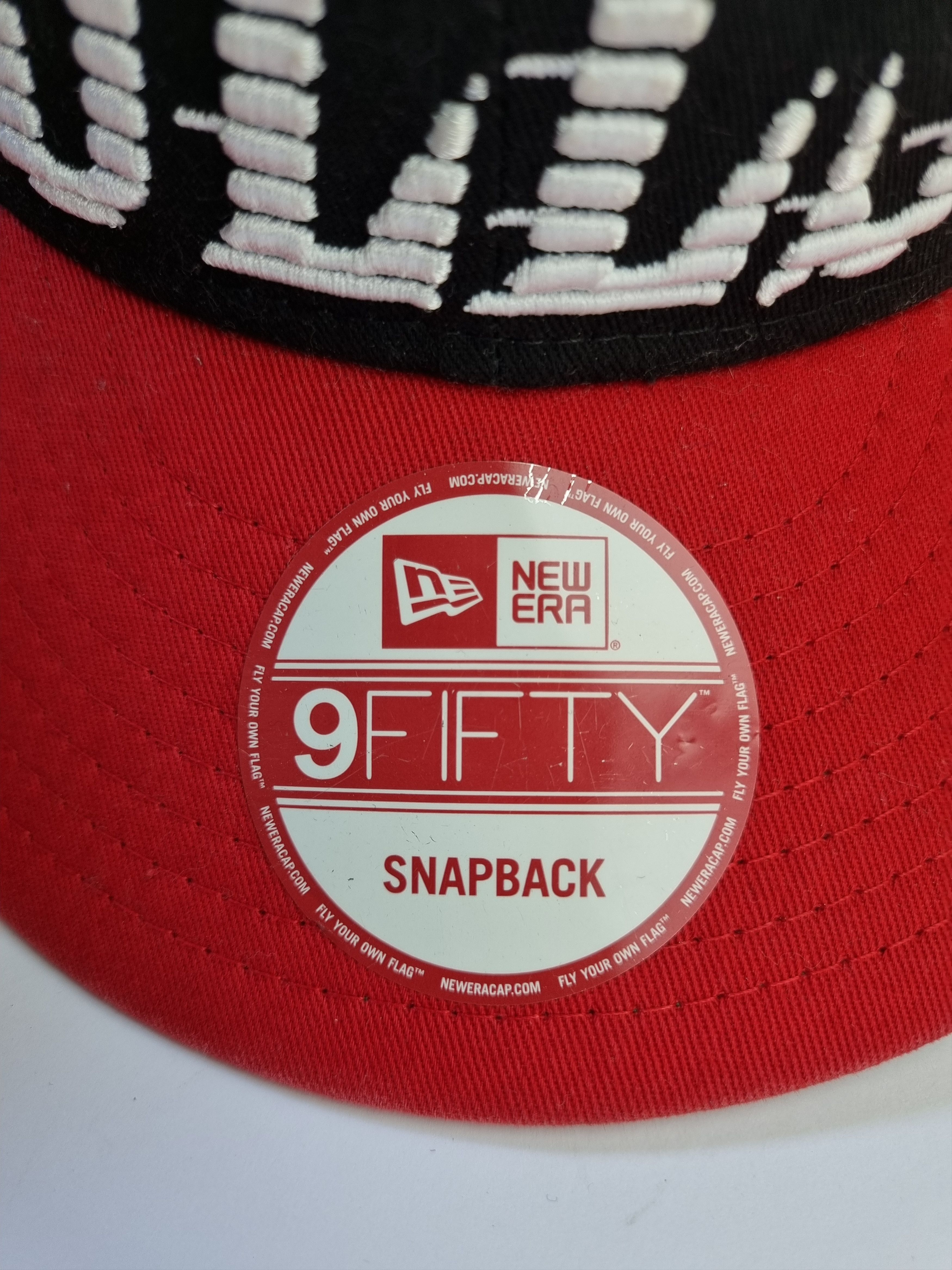 NBA × Vintage Spellout Big Logo Chicago Bulls Vintage Rare Cap Size ONE SIZE - 16 Thumbnail