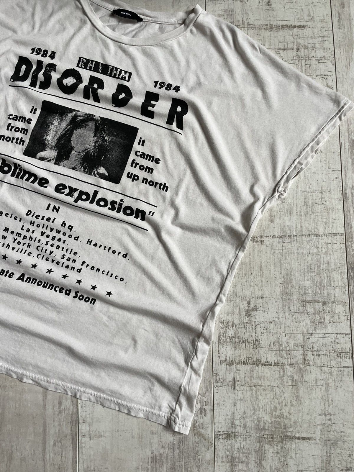 Diesel × Japanese Brand Diesel Disorder T-Shirt “SUBLIME EXPLOSION” Very Rare Y2K Size L / US 10 / IT 46 - 7 Thumbnail