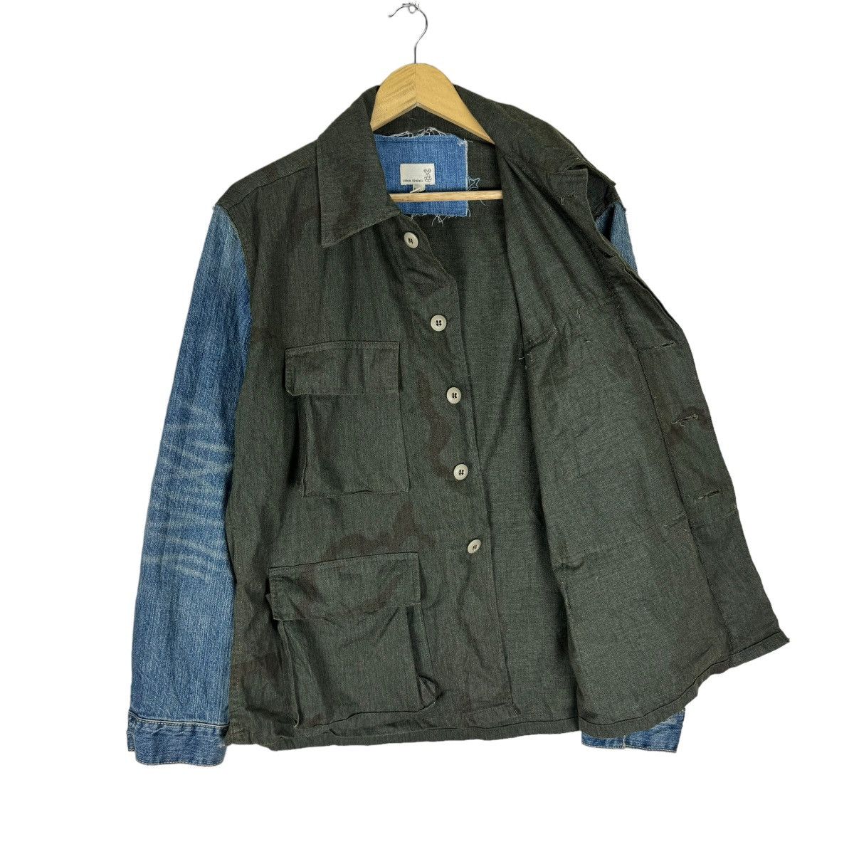 American Apparel × Urban Renewal 🌟URBAN RENEWAL X LEVIS SHIRTS CAMO JACKET Size US M / EU 48-50 / 2 - 7 Thumbnail