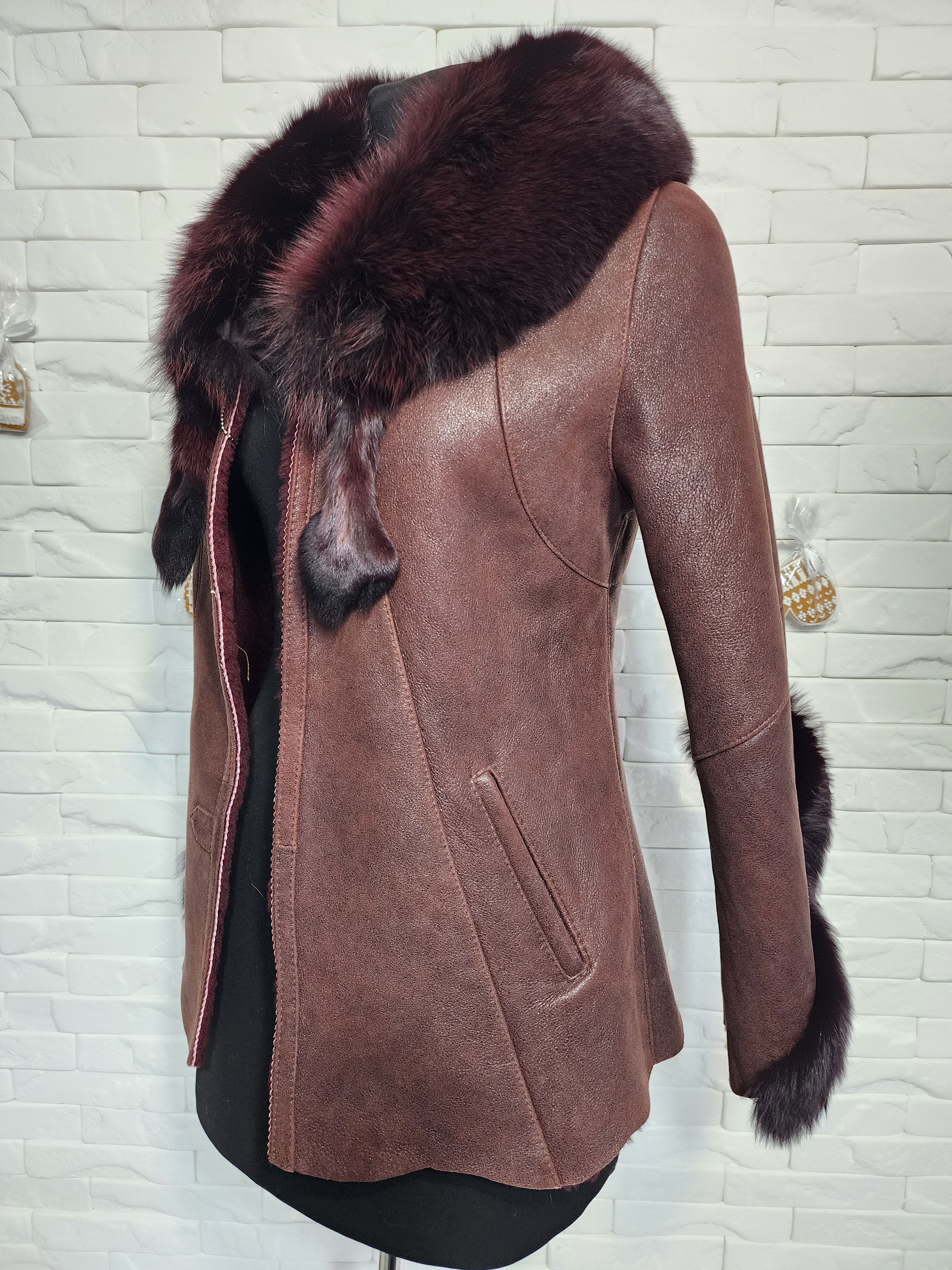 Furla Women's Brown Sheepskin Coat: Genuine Fur Collar Size M / US 6-8 / IT 42-44 - 3 Thumbnail