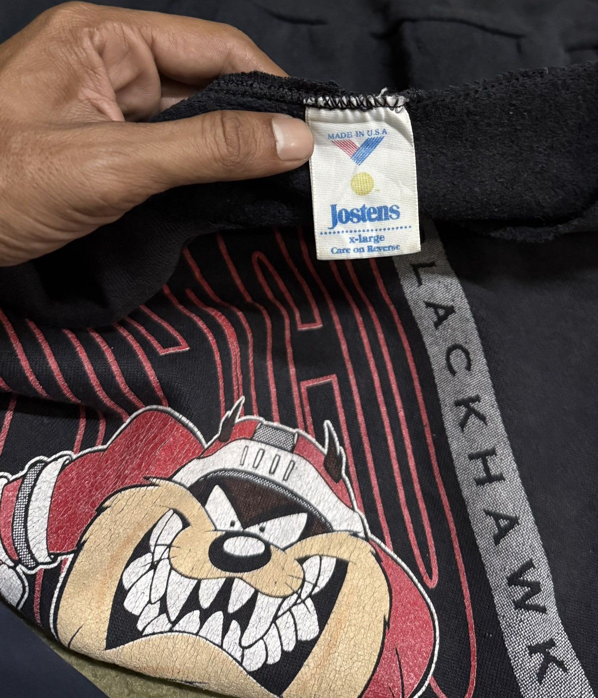 Vintage Rare Chicago Blackhawks Looney Tunes Vintage 1992s Size US XL / EU 56 / 4 - 9 Thumbnail