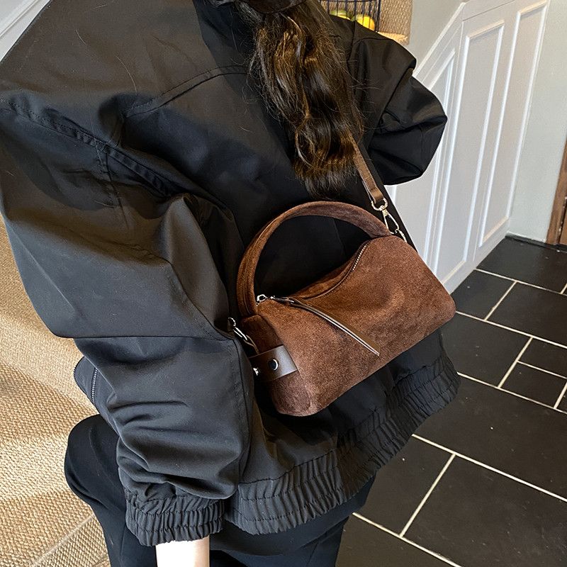 Leather Retro Luxe Mini Bucket Bag Size ONE SIZE - 8 Thumbnail
