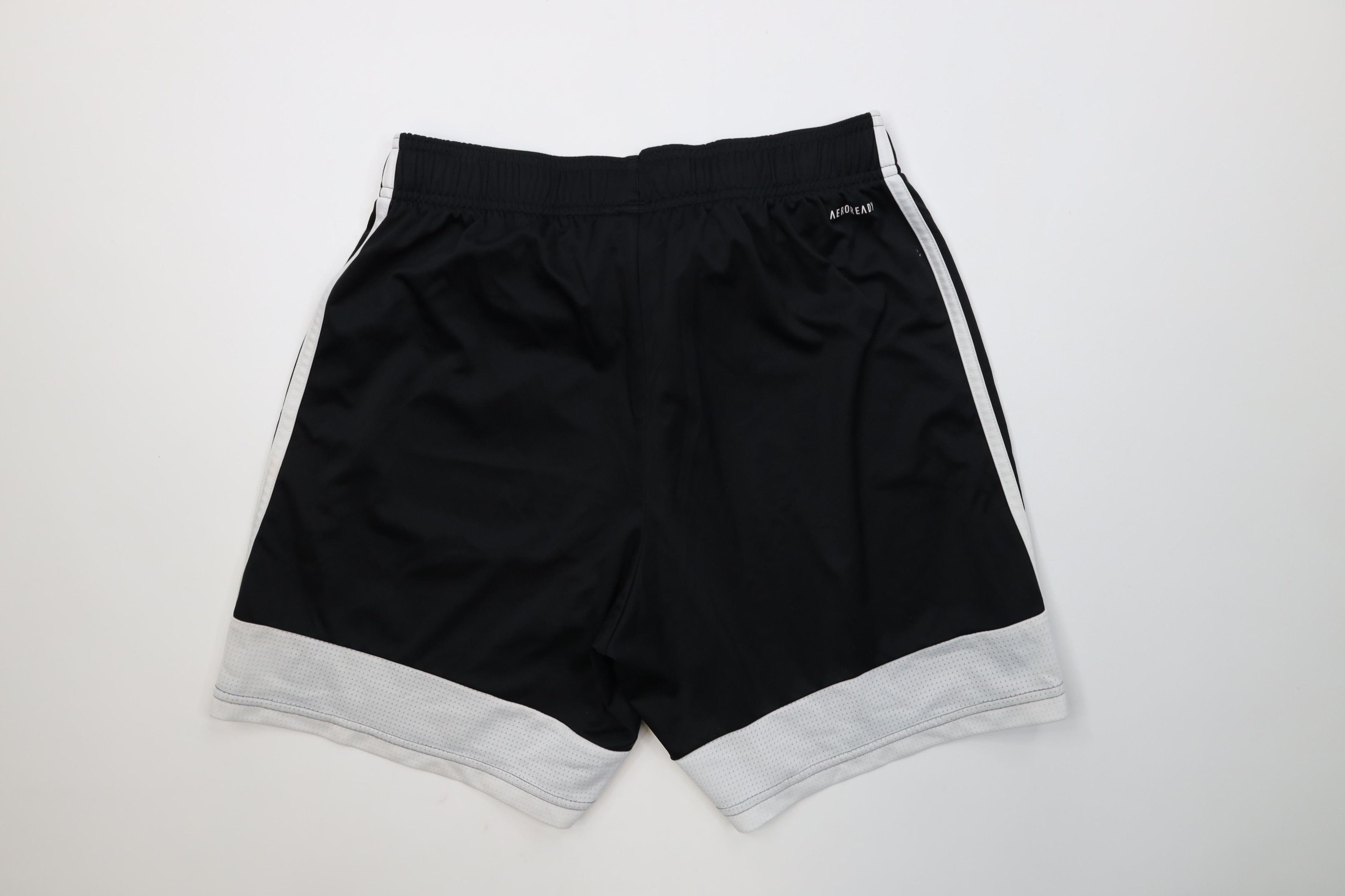 Adidas Vintage Y2K Adidas Above Knee Running Jogging Soccer Shorts Size US 32 / EU 48 - 8 Thumbnail
