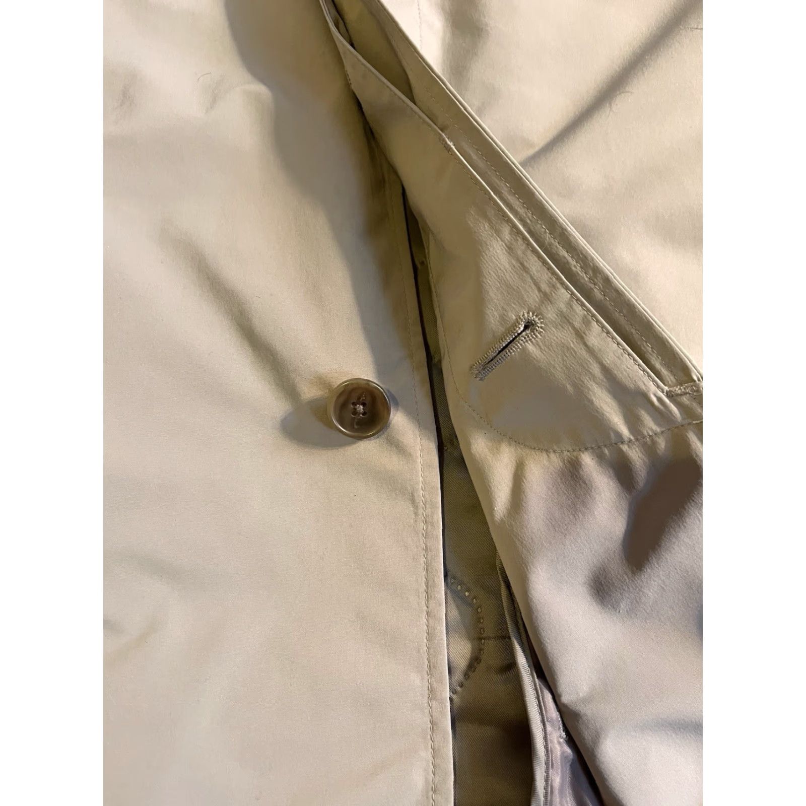 Uniqlo Uniqlo Trench Coat Men’s L Beige Waterproof Beltless Long Coat Size US L / EU 52-54 / 3 - 7 Thumbnail