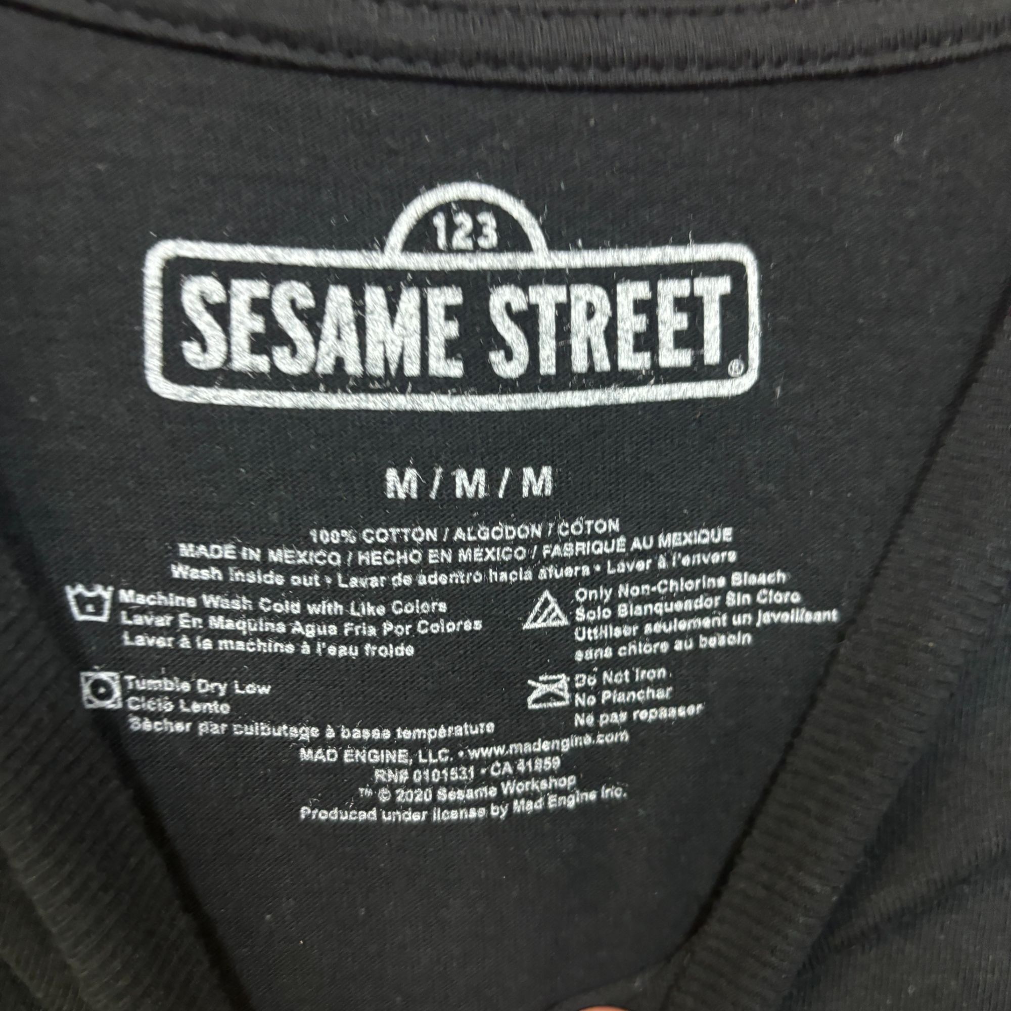 Other Sesame Street character tshirt size medium Size US M / EU 48-50 / 2 - 4 Thumbnail