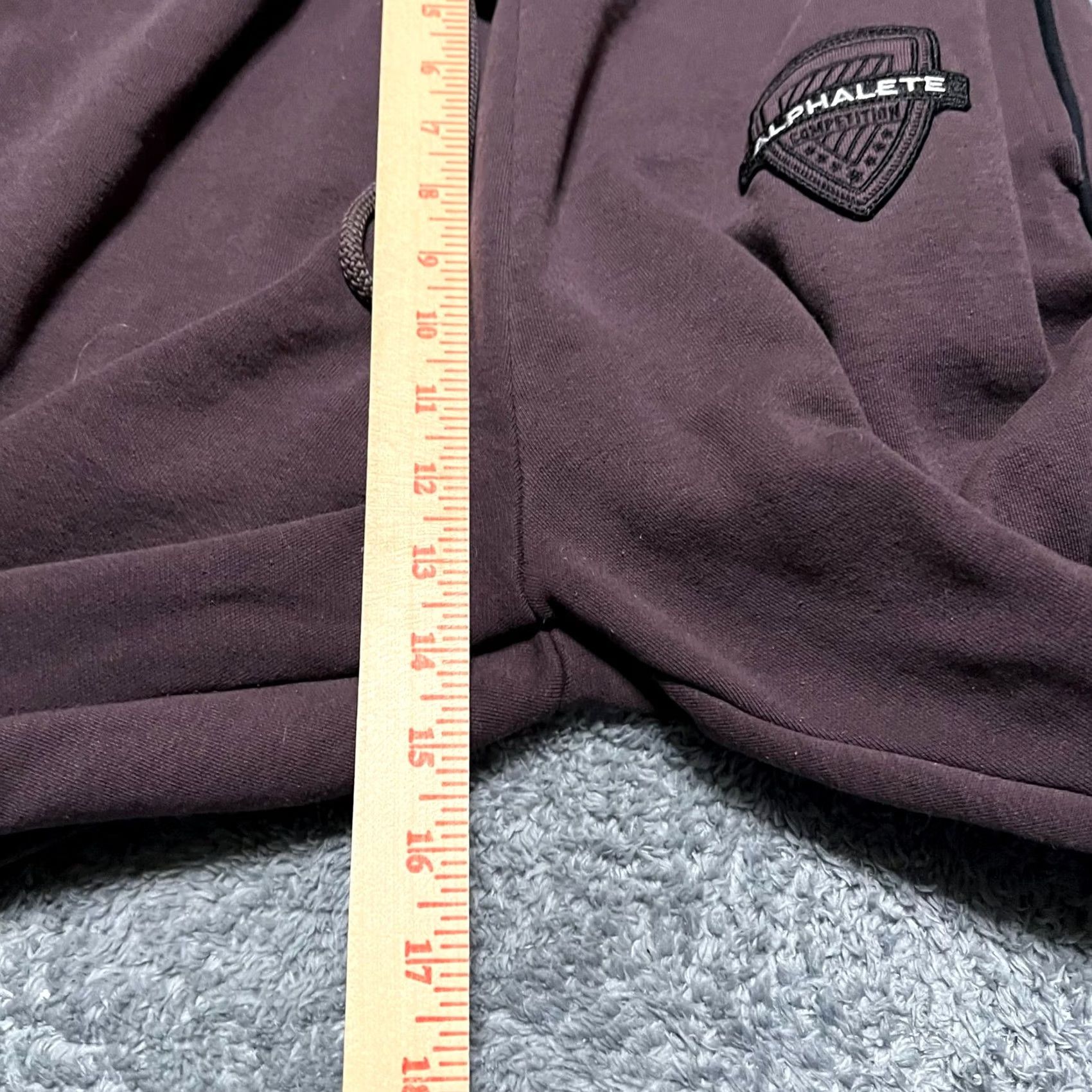 Vintage Alphalete Jogger Pants Mens M Regular Maroon Sweatpants Lounge Pants Jogger Men Red 2010s 90s? Size US 31 - 6 Thumbnail