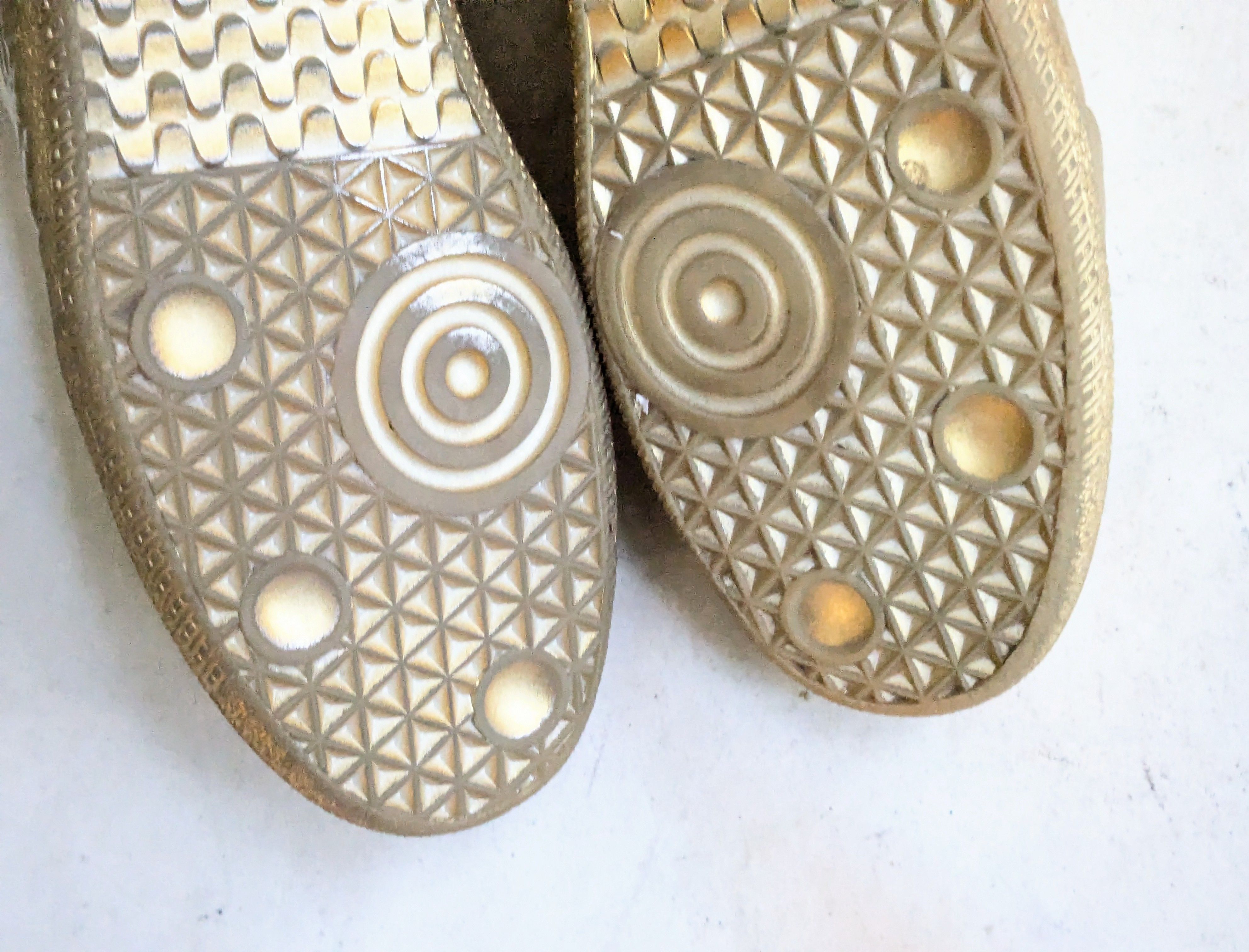 Maison Margiela Maison Margiela Future Gold 9 42 Low Tops Leather Size US 9 / EU 42 - 17 Thumbnail