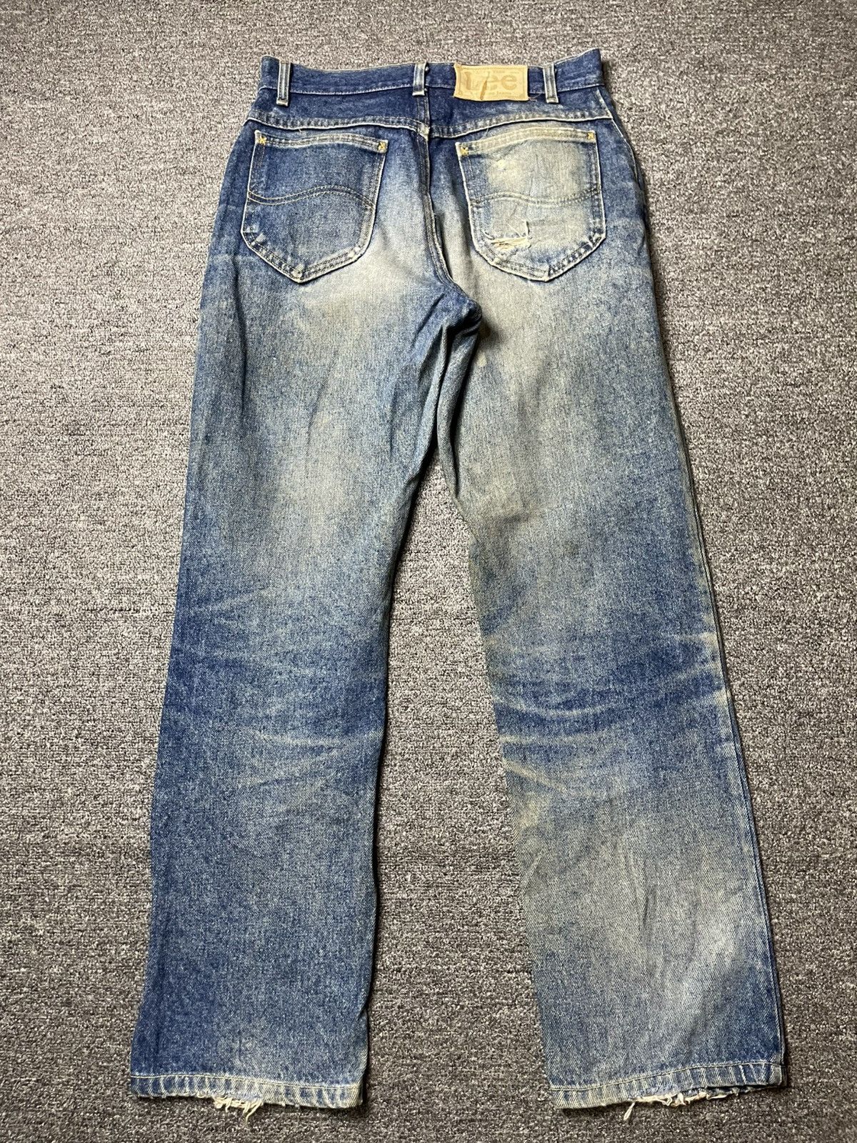 Lee × Vintage Vintage LEE Distressed Denim Ripped Jeans (92) Size US 28 / EU 44 - 11 Thumbnail