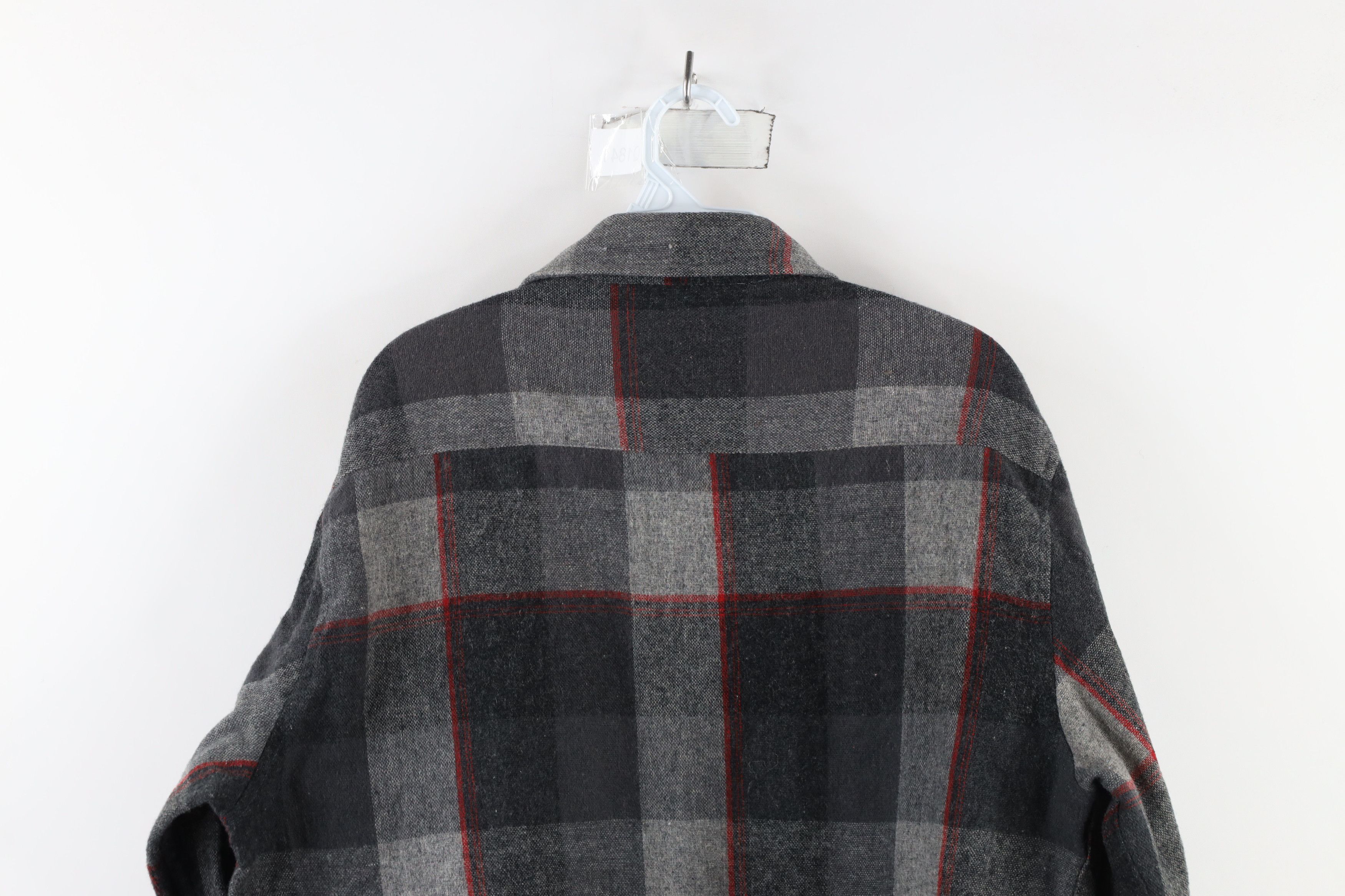Vintage Vintage 70s Streetwear Wool Blend Knit Button Shirt Plaid Size US L / EU 52-54 / 3 - 12 Thumbnail