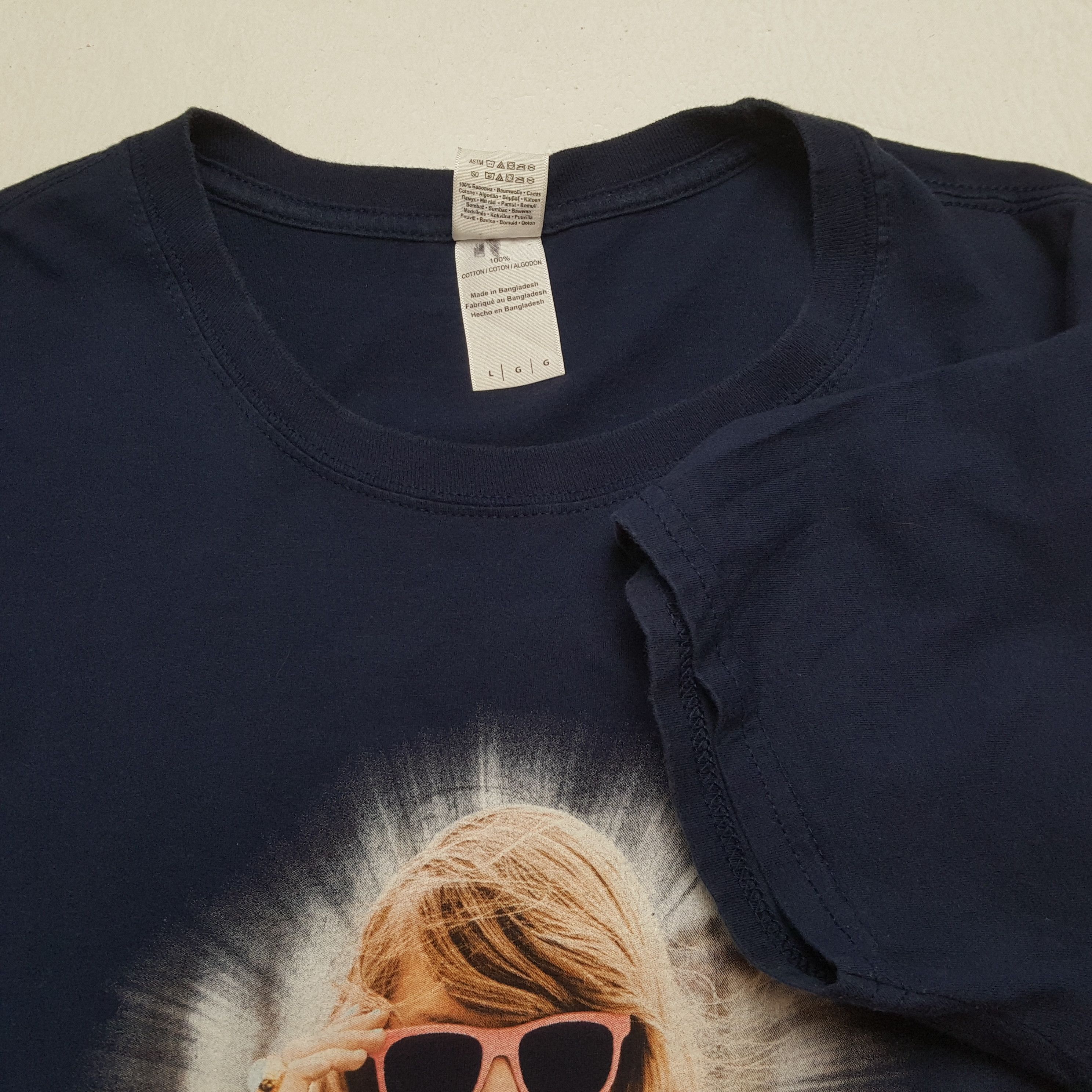 Band Tees × Vintage TAYLOR SWIFT American Singer Music Tour Tshirt Size US L / EU 52-54 / 3 - 6 Thumbnail