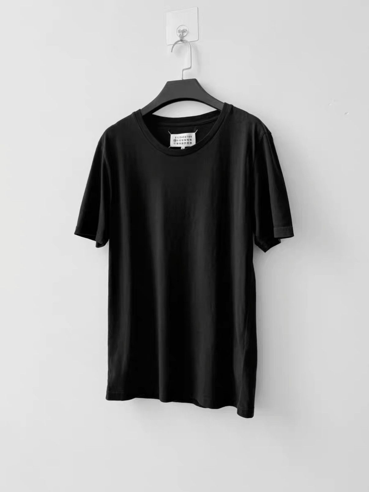 Maison Margiela Sz 44 Maison Margiela 18SS Basic Black Tee mojos21521025 Size US S / EU 44-46 / 1 - 2 Thumbnail
