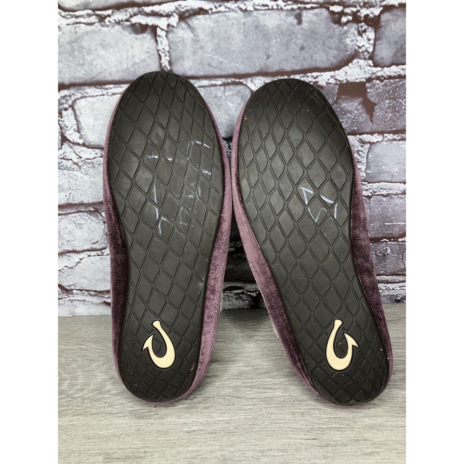 Olukai OluKai Ku'una Lanui Red Ginger Velvet Sheep Fur Slippers Wom Size US 10 / IT 40 - 7 Thumbnail