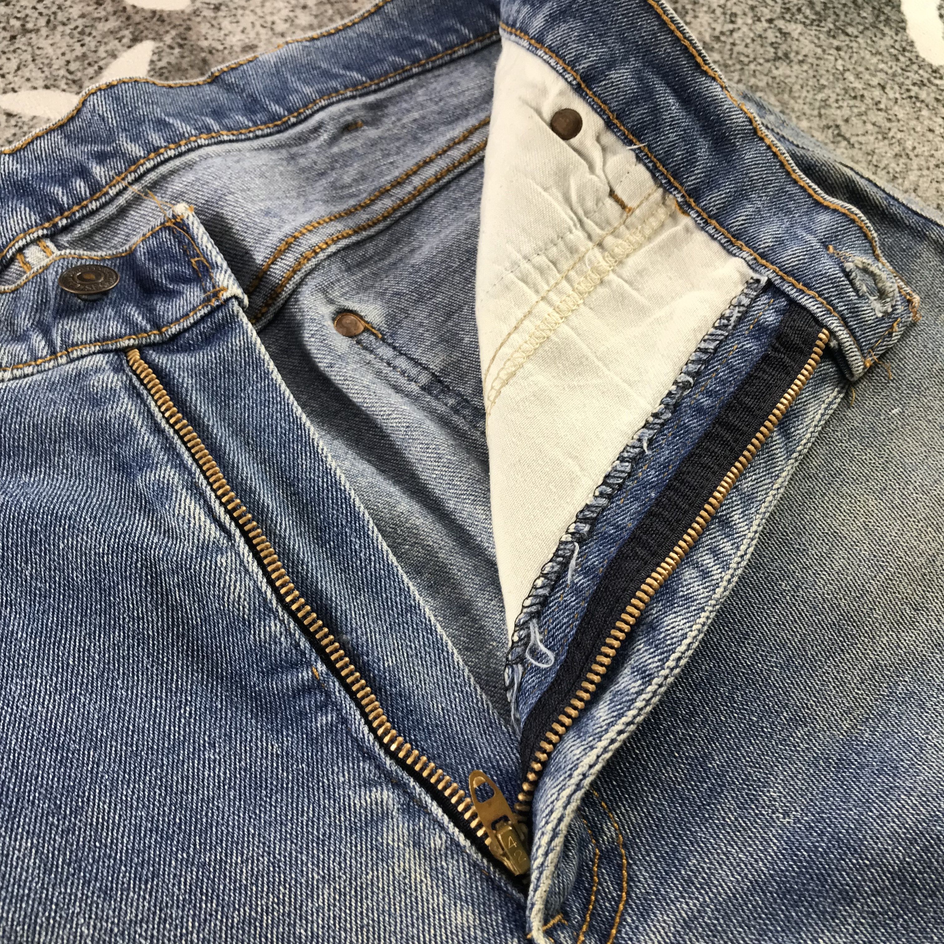 Levi's Vintage Levis Jeans Flared Denim KJ3378 Size US 37 - 10 Thumbnail