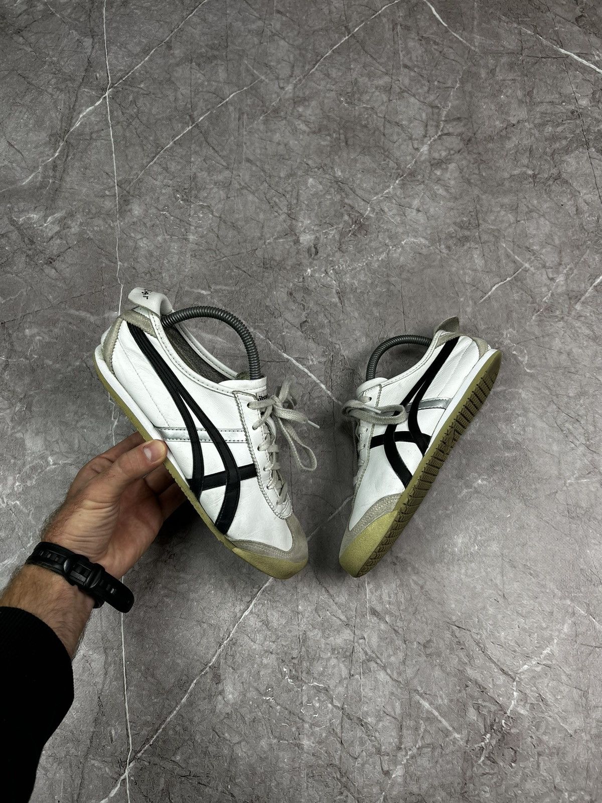 Asics Vintage Shoes Onitsuka Tiger Mexico 66 Kill Bill Size: 39 Size US 6 / EU 39 - 3 Thumbnail