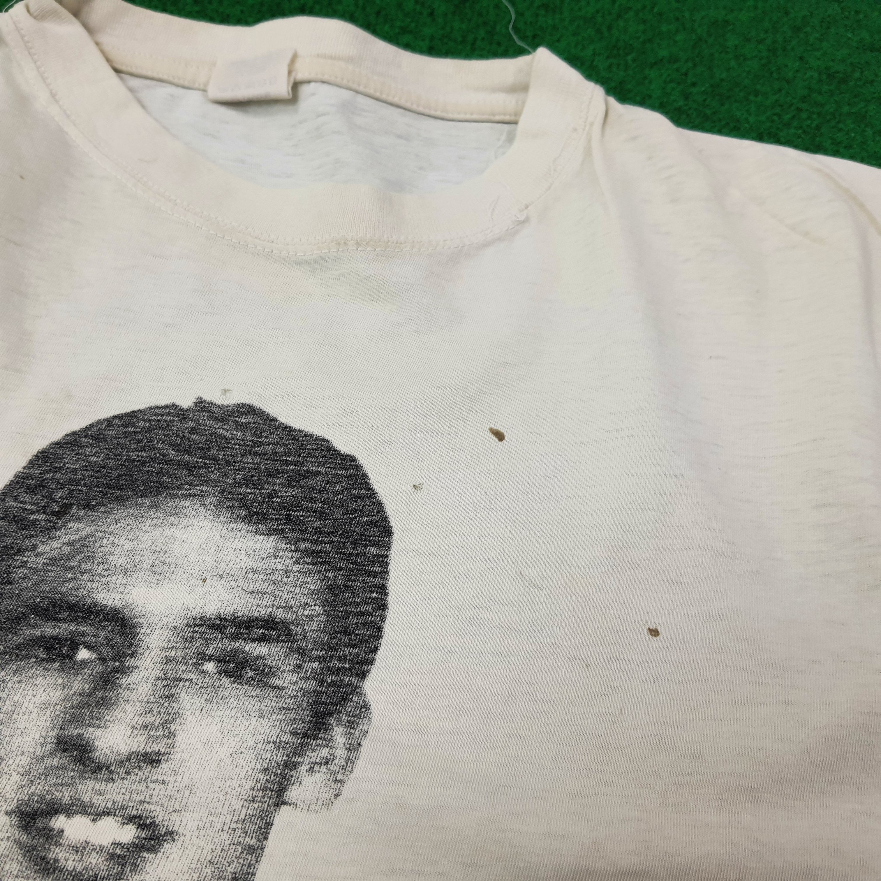 Vintage Vintage RAUL Real Madrid Soccer Tshirt C267N77 Size US L / EU 52-54 / 3 - 8 Thumbnail