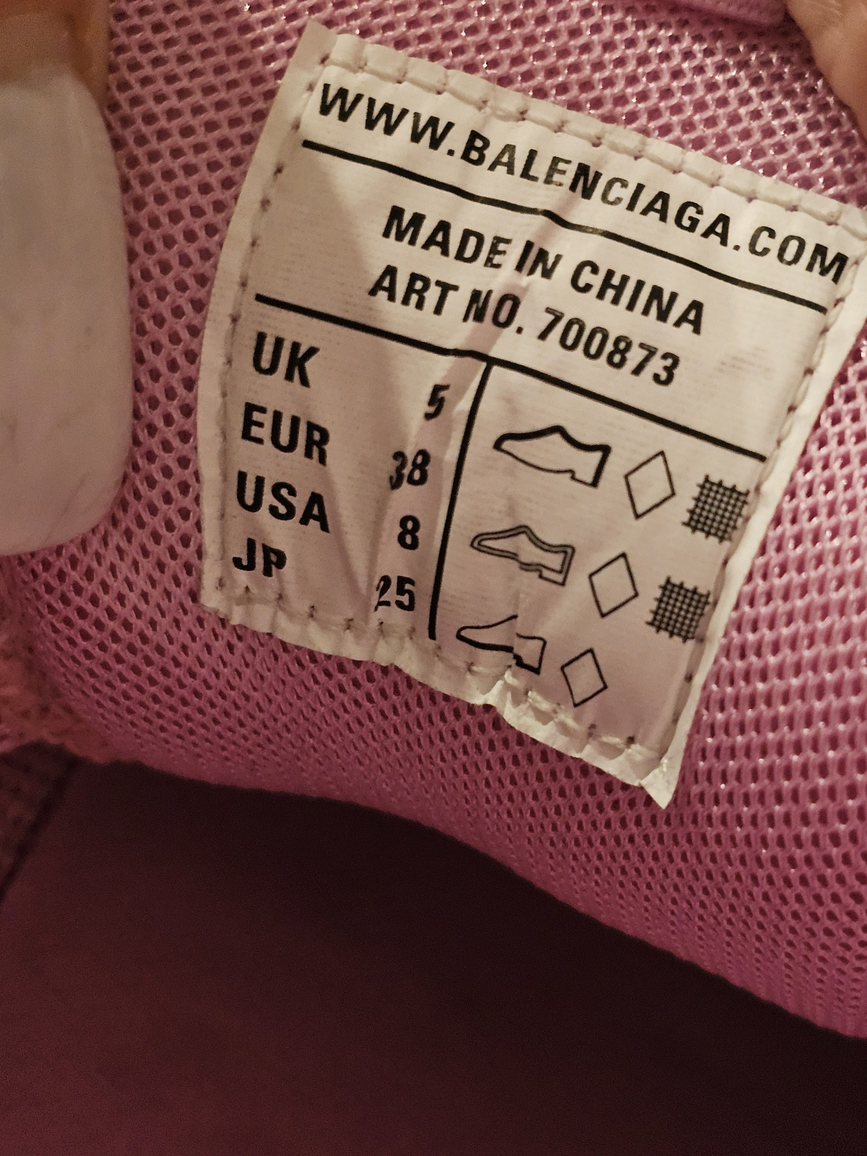 Balenciaga NEW EU 38 Balenciaga track 3 pink distressed sneakers Size US 8 / IT 38 - 15 Thumbnail