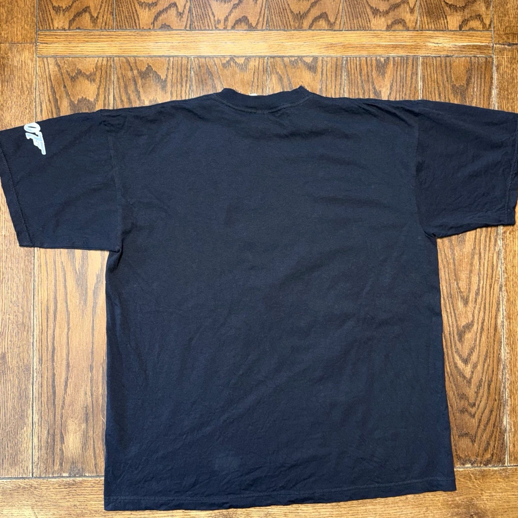 Vintage VINTAGE James Bond 007 The World Is Not Enough Movie Promo T Shirt XL Blue Grape 1999 Size US XL / EU 56 / 4 - 6 Thumbnail