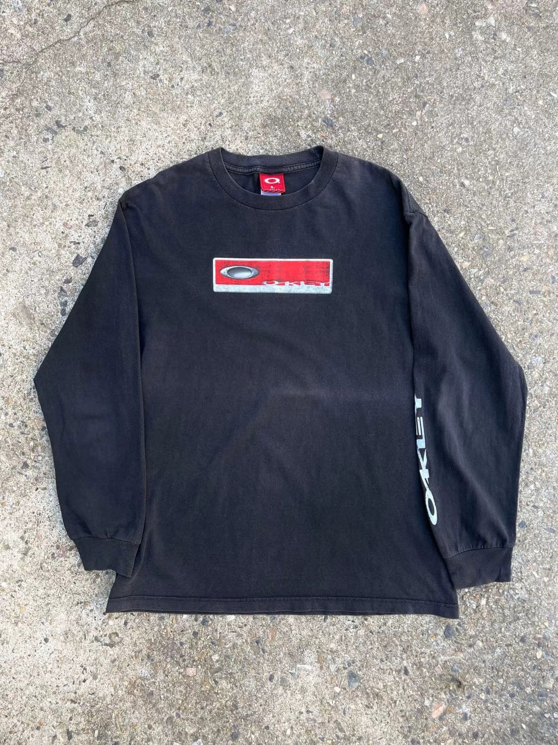 Oakley Oakley Vintage Dark Functional Sweatshirt Size US M / EU 48-50 / 2 - 1 Thumbnail