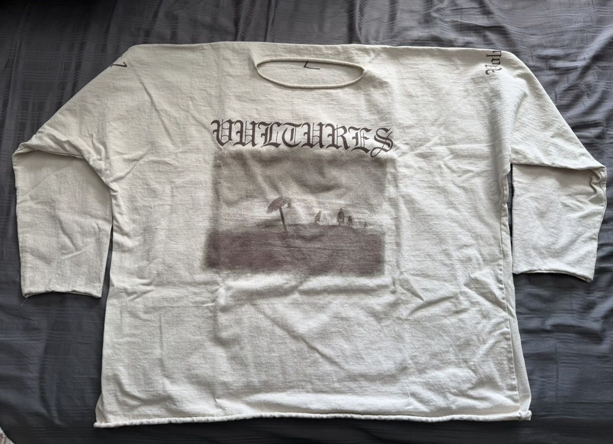 Kanye West Vultures Longsleeve Size US L / EU 52-54 / 3 - 1 Thumbnail