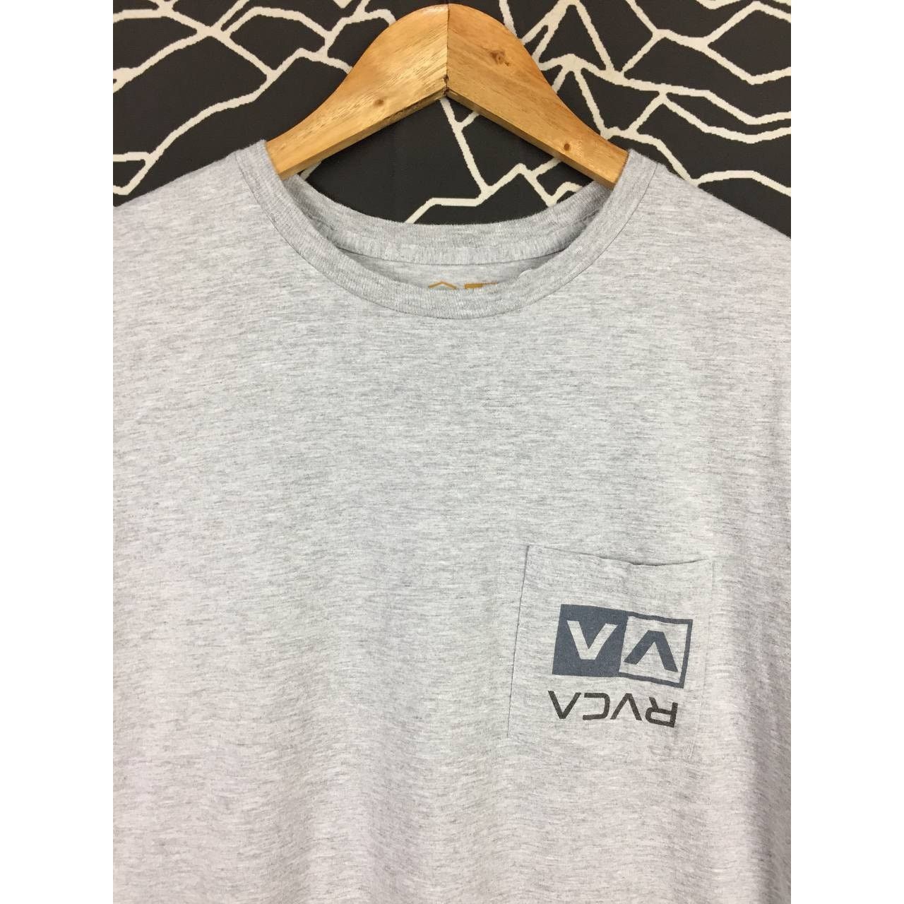 RVCA RVCA Artist Network Program Pocket Tee Size M Size US M / EU 48-50 / 2 - 3 Thumbnail