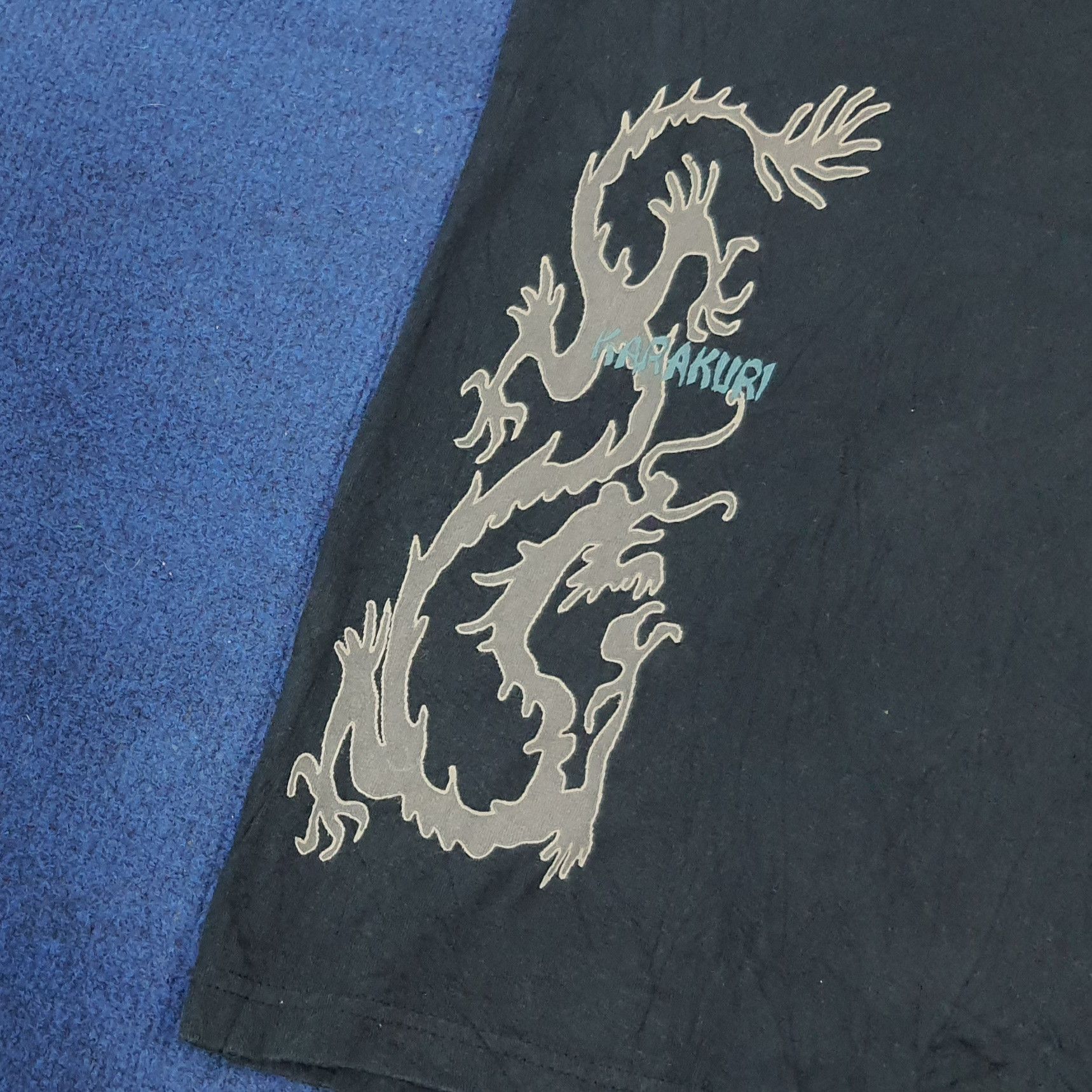 Karakuri Tamashii Vintage Karakuri Tamashii Embroidery Dragon T-Shirt C276N38 Size US M / EU 48-50 / 2 - 5 Thumbnail