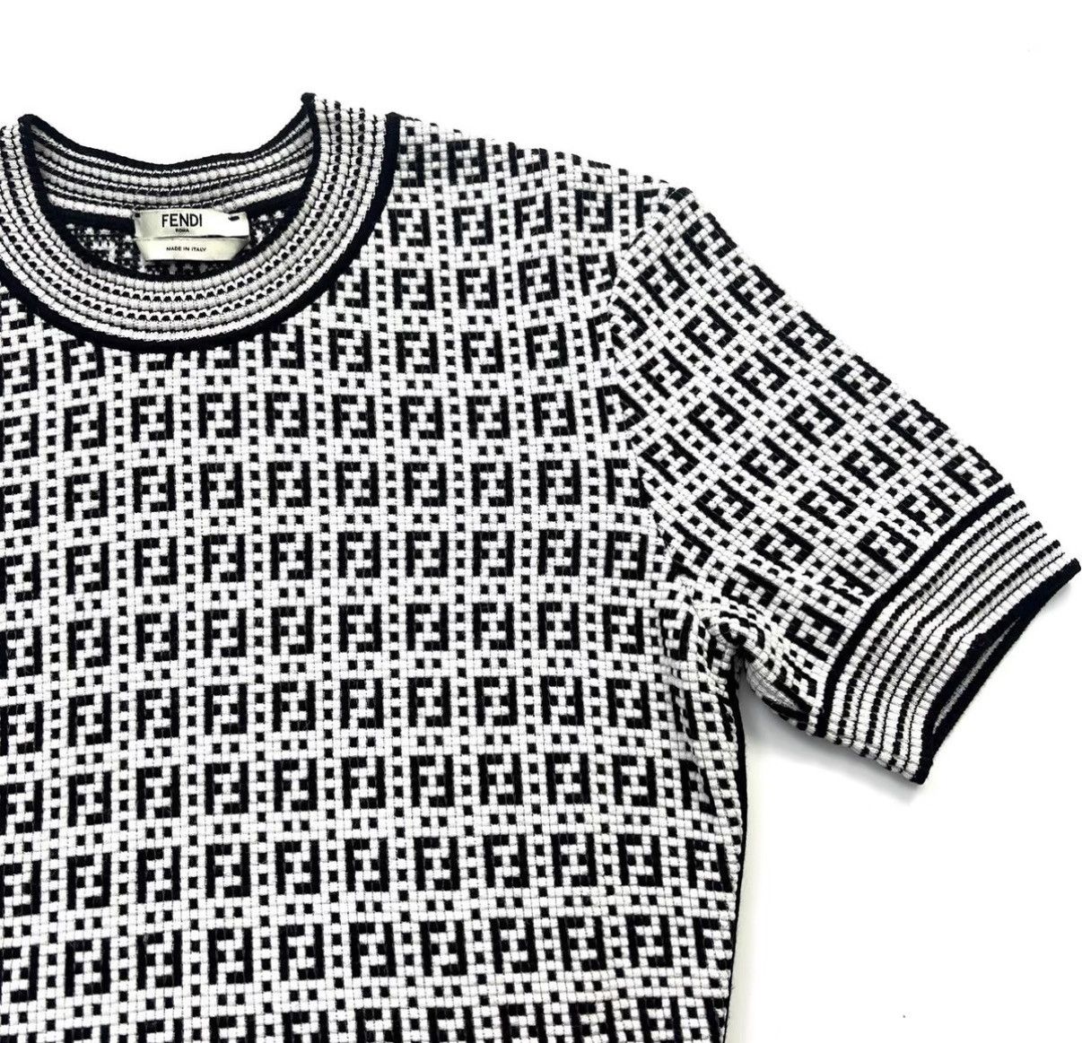 Fendi Fendi Black & White FF All-Over Print Knit Short Sleeve K12 Size XS / US 0-2 / IT 36-38 - 4 Thumbnail