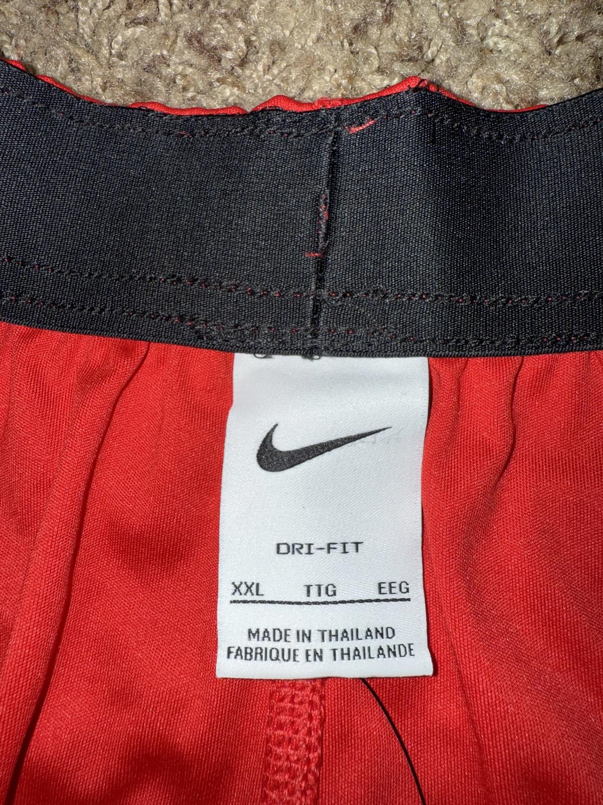 Nike Nike Dri-FIT Academy Men's Dri-FIT Soccer Shorts Size US 40 / EU 56 - 3 Thumbnail