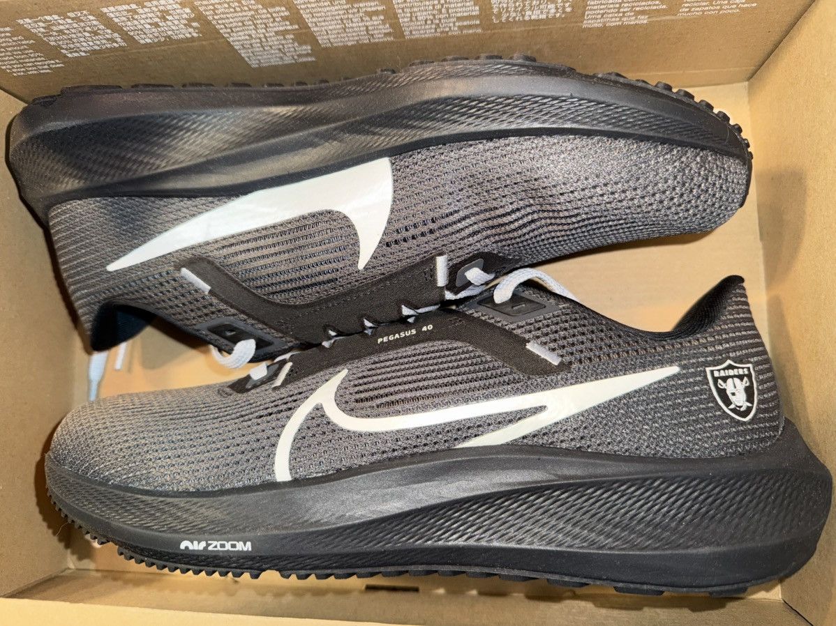 Nike Nike Air Zoom Pegasus 40 NFL “Las Vegas Raiders” New in Box! Size US 8.5 / EU 41-42 - 5 Thumbnail